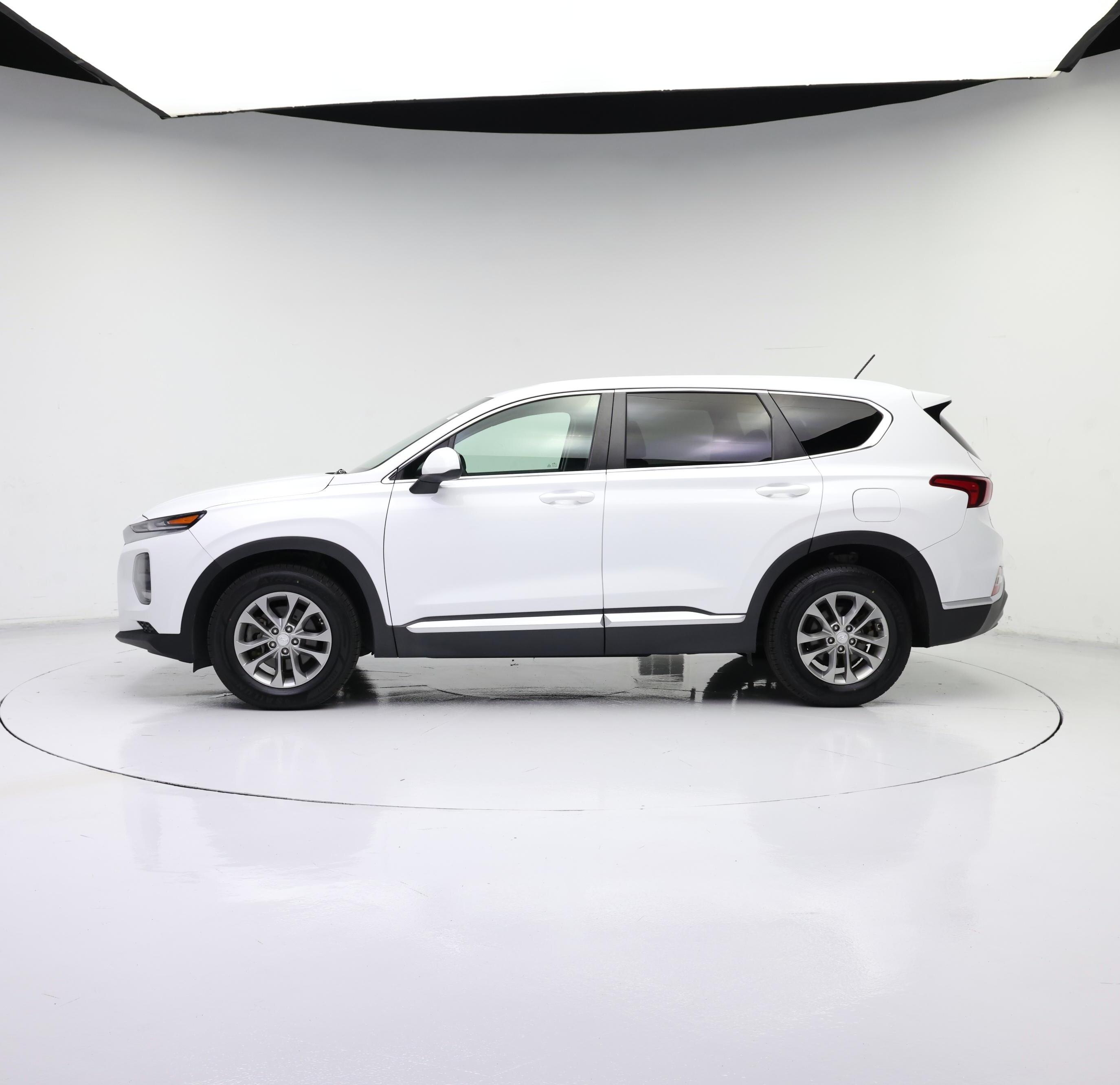 Thumbnail: 2019 Hyundai Santa Fe - 3