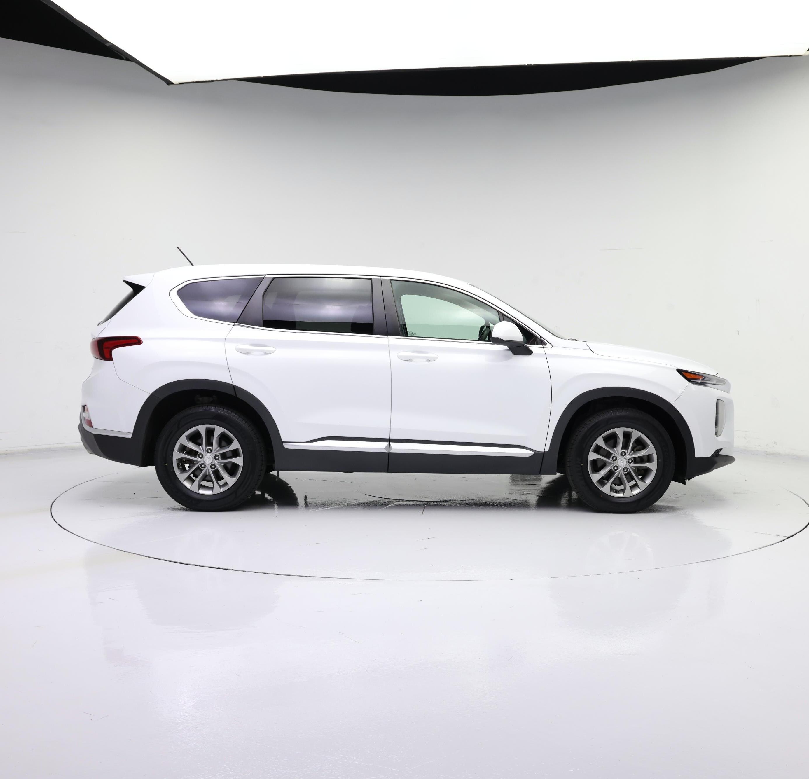 Thumbnail: 2019 Hyundai Santa Fe - 7