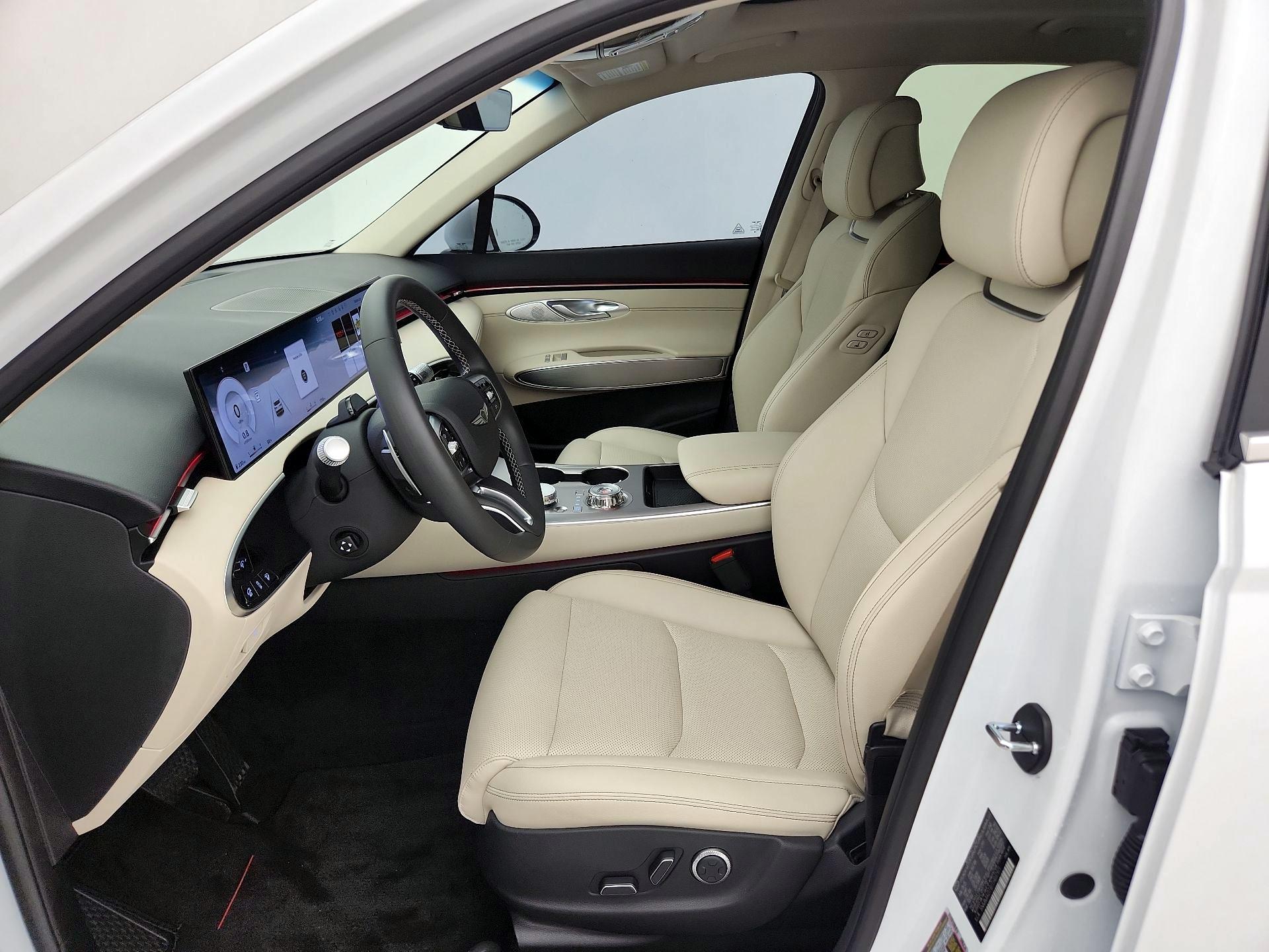 Thumbnail: 2026 Genesis GV70 - 11