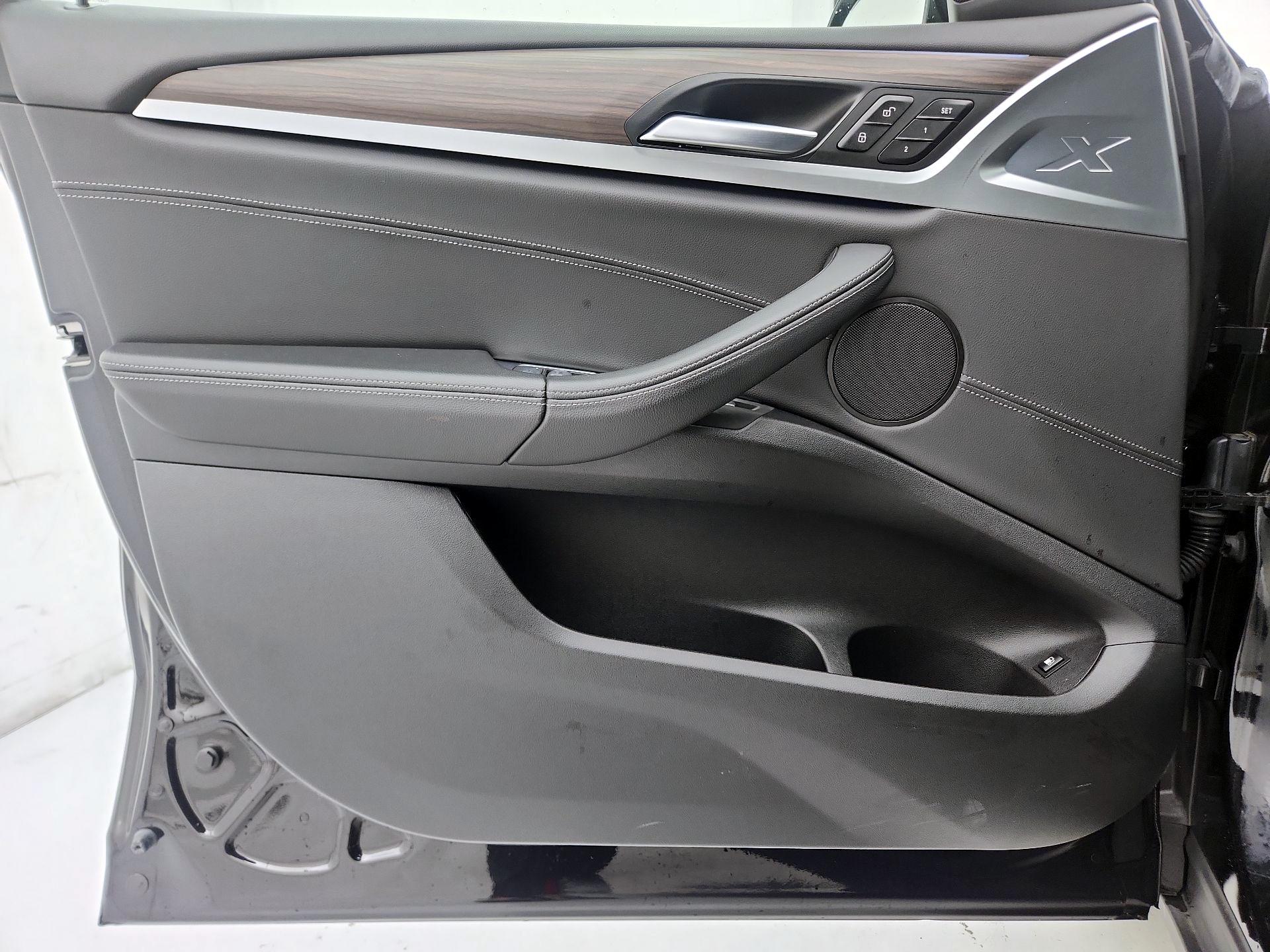 Thumbnail: 2021 BMW X3 - 12