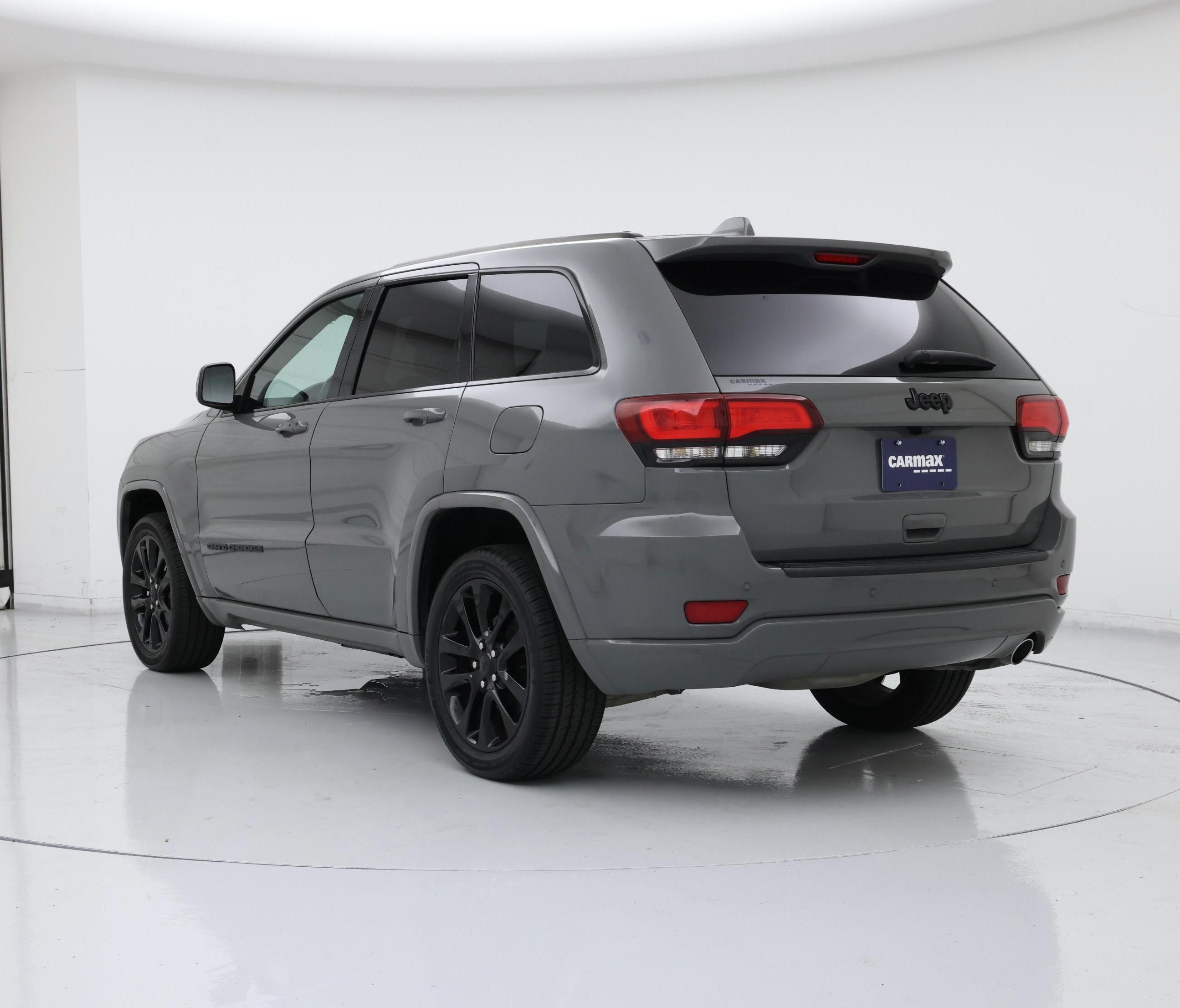 Thumbnail: 2020 Jeep Grand Cherokee - 2
