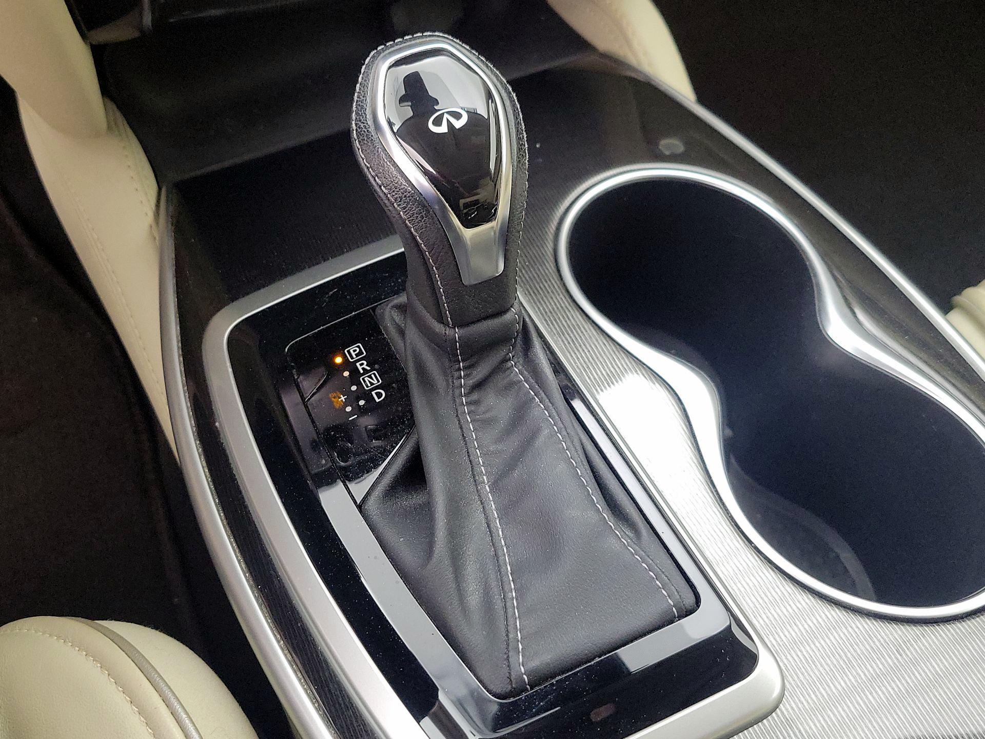 Thumbnail: 2018 INFINITI QX60 - 18