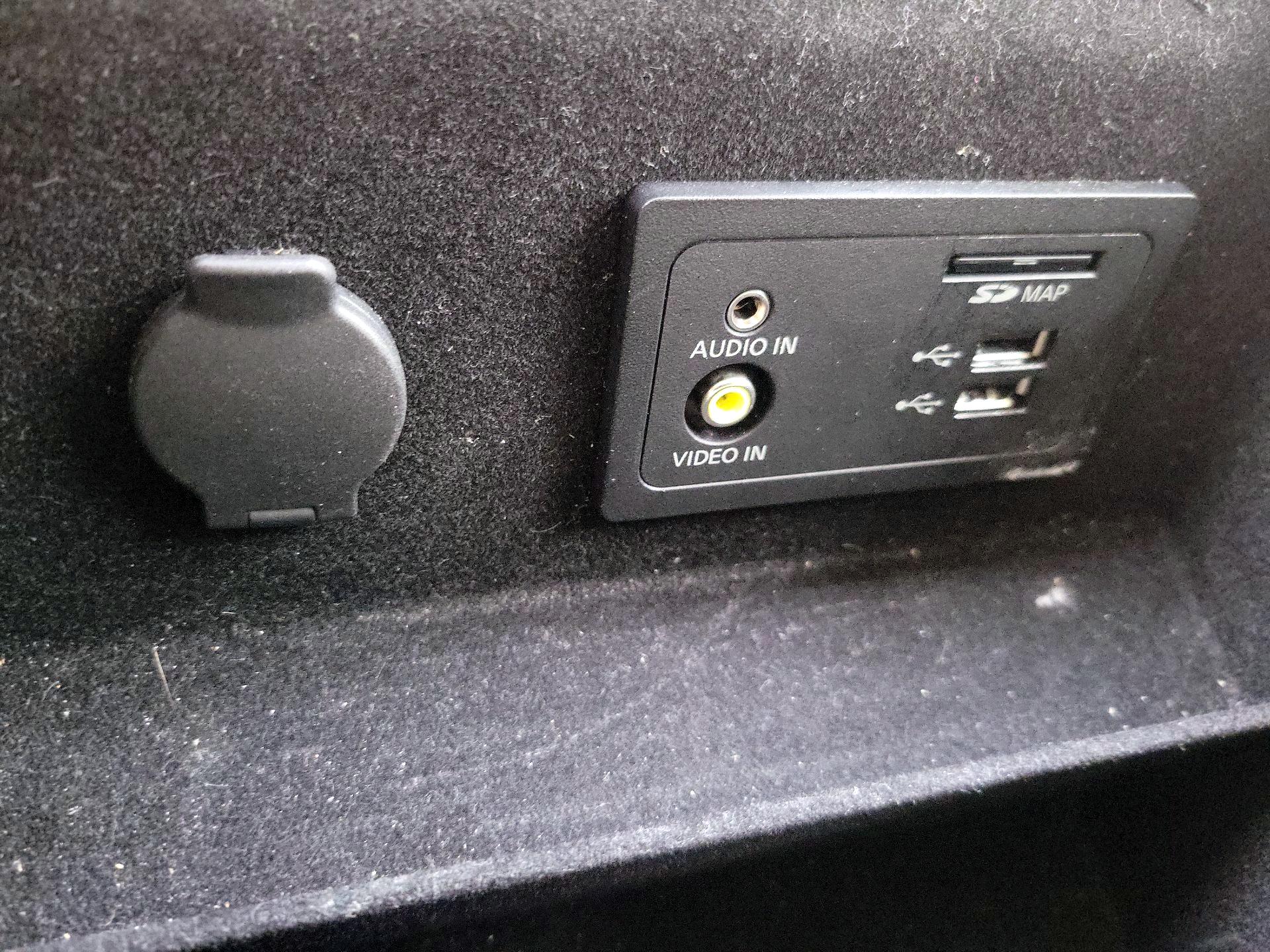 Thumbnail: 2018 INFINITI QX60 - 19