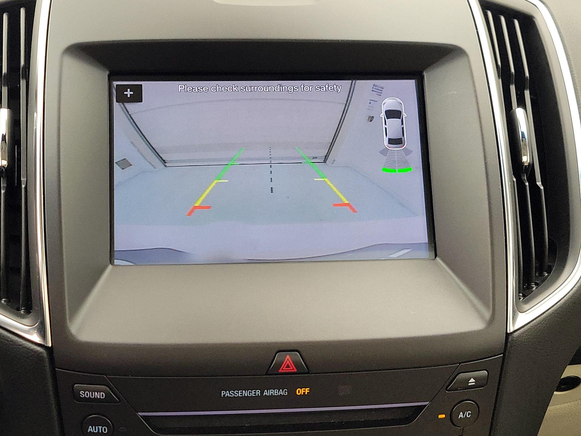 Thumbnail: 2018 Ford Edge - 15