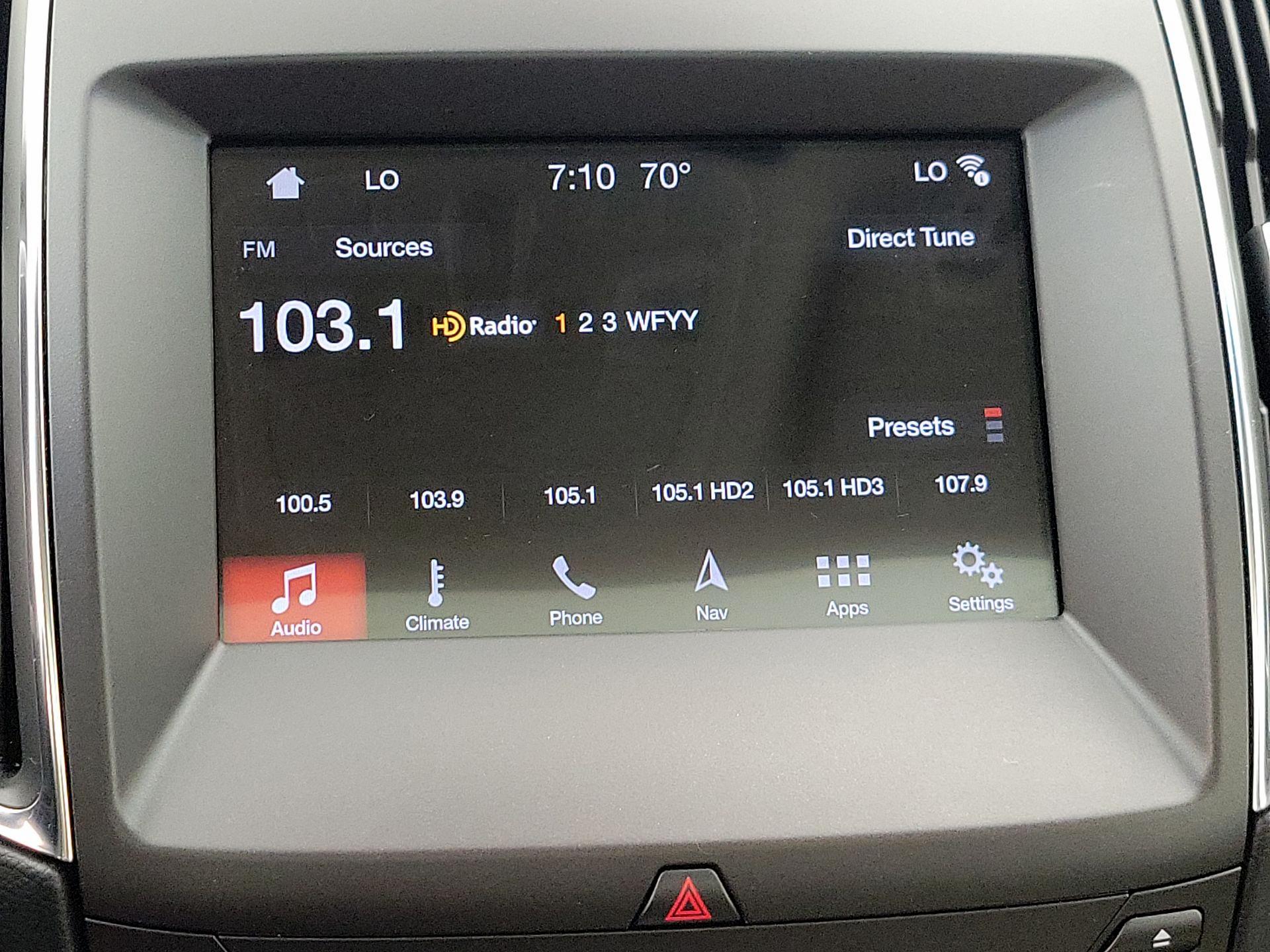 Thumbnail: 2018 Ford Edge - 16