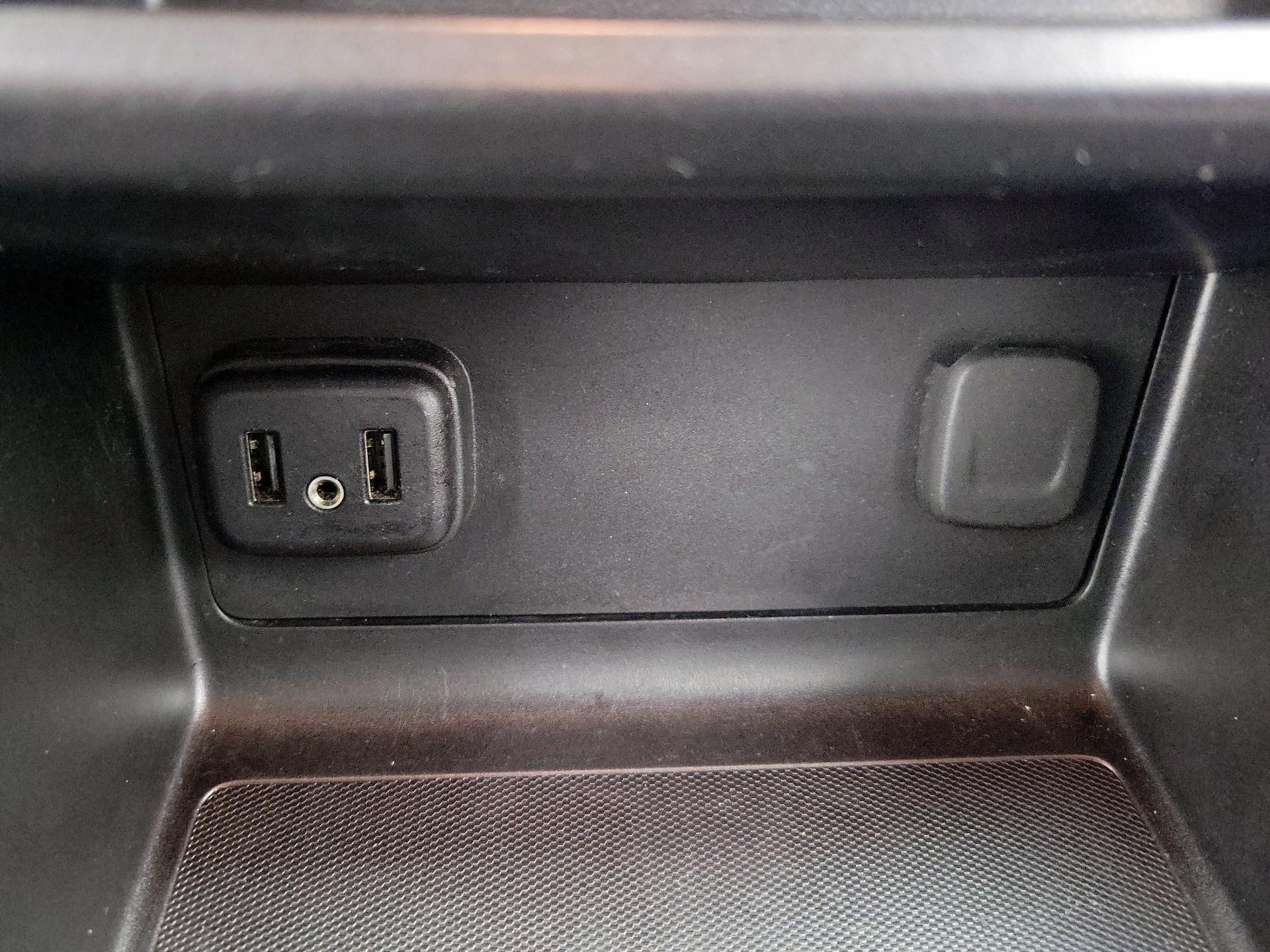 Thumbnail: 2020 GMC Canyon - 18