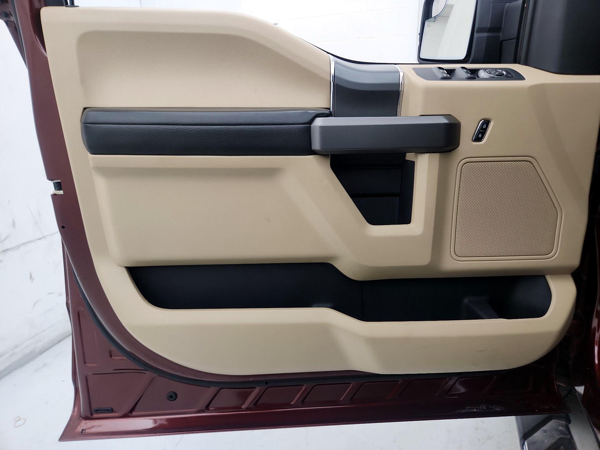 Thumbnail: 2015 Ford F-150 - 12