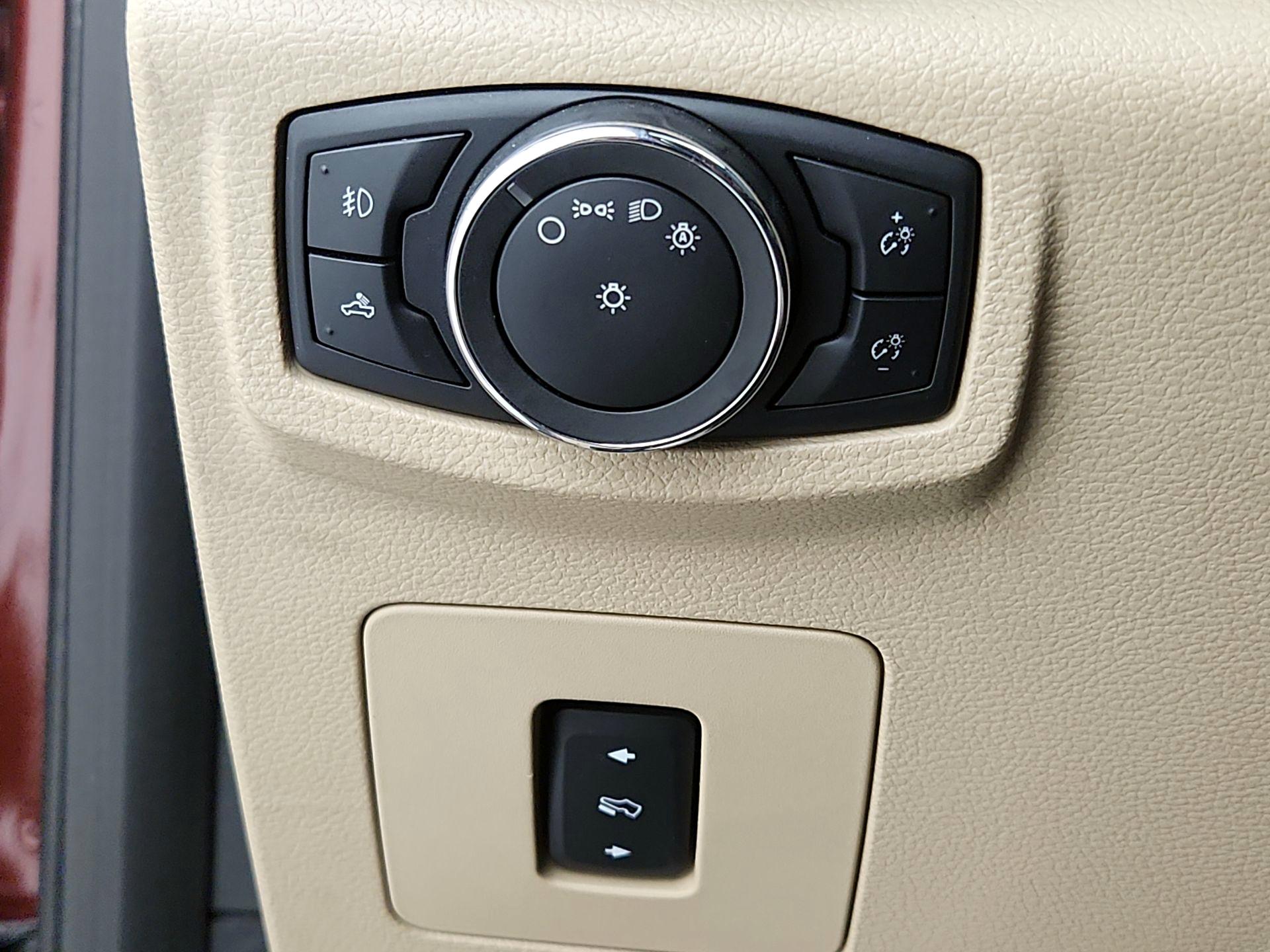 Thumbnail: 2015 Ford F-150 - 13