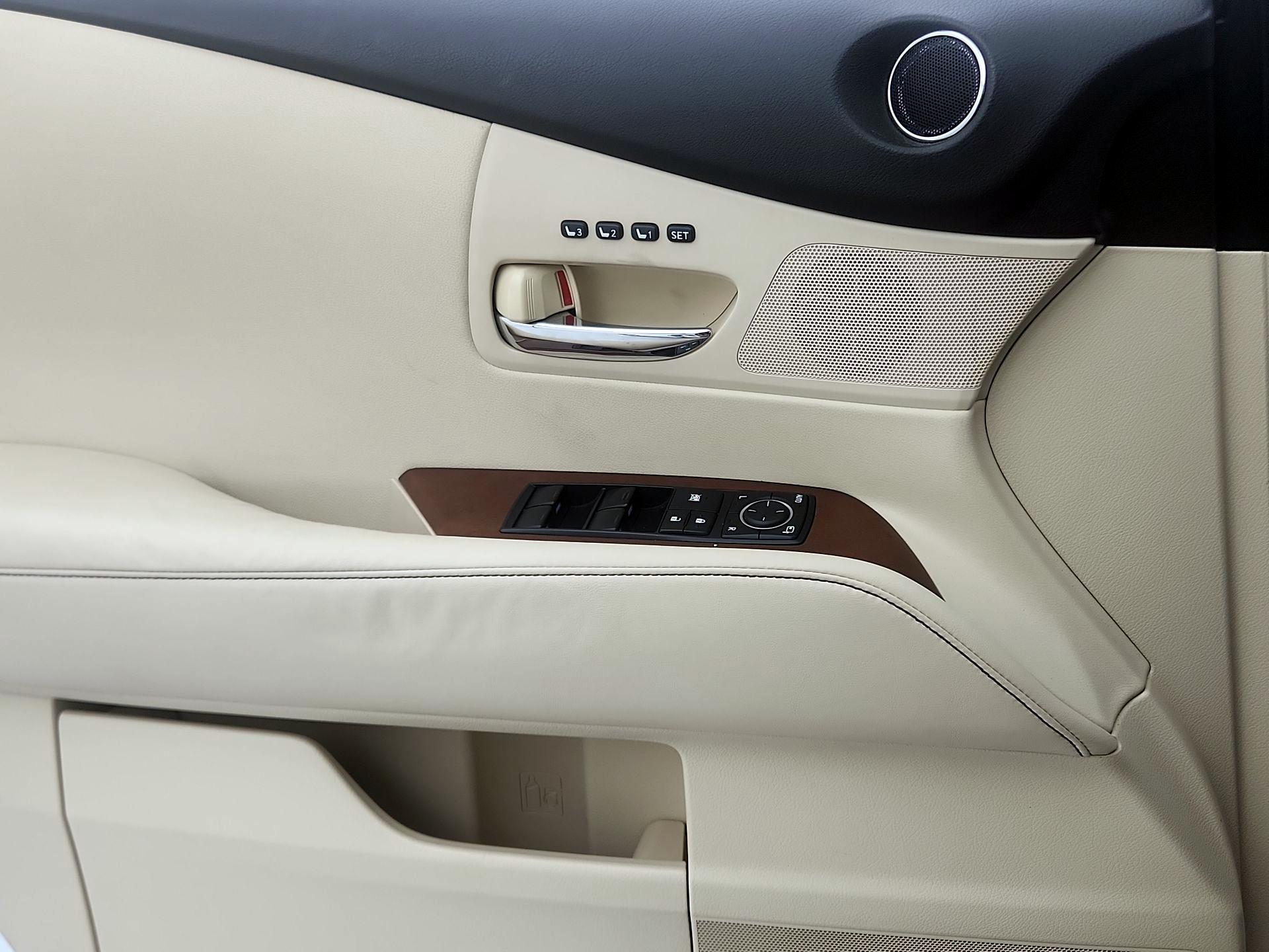 Thumbnail: 2014 Lexus RX - 12