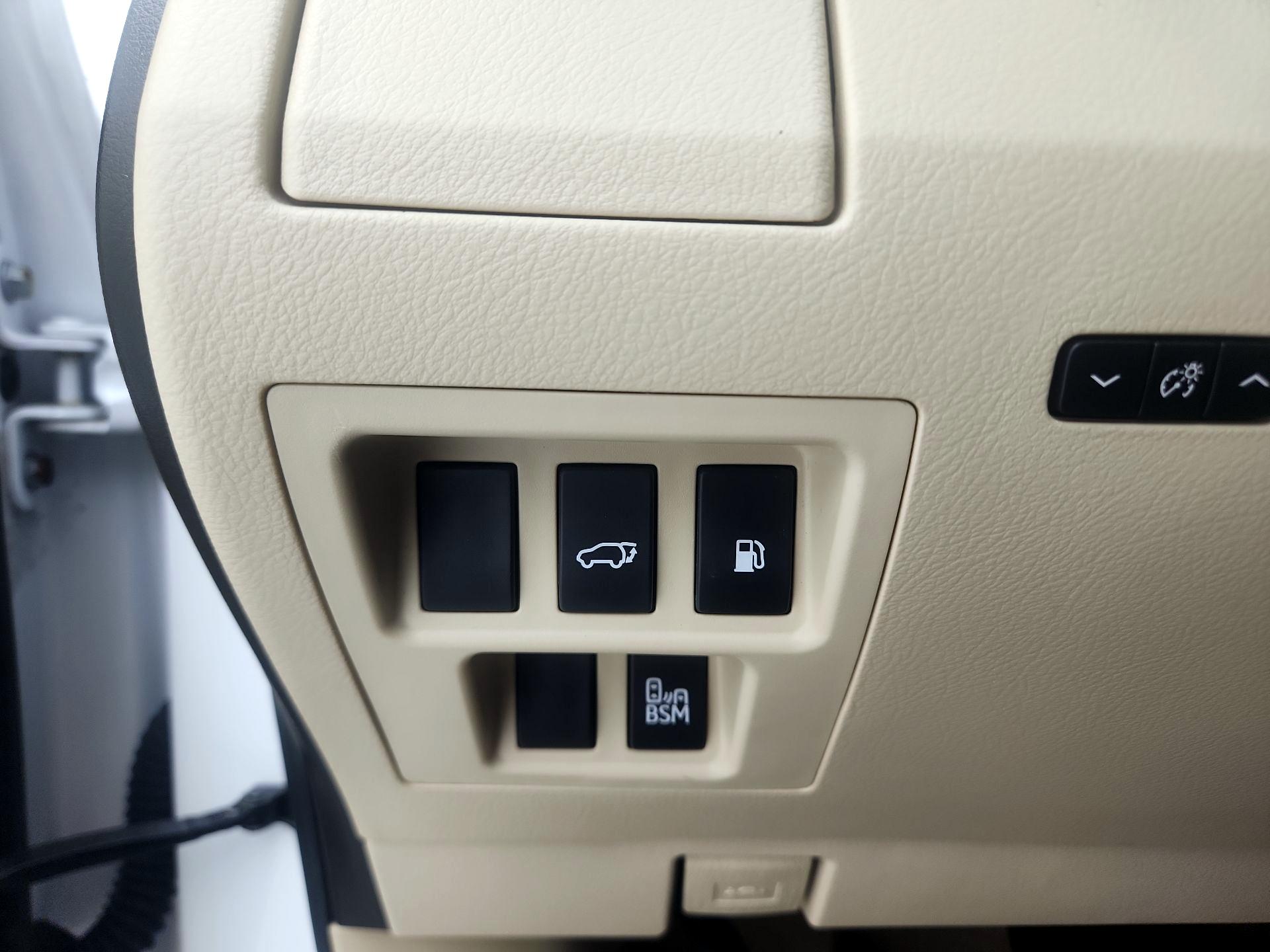 Thumbnail: 2014 Lexus RX - 13