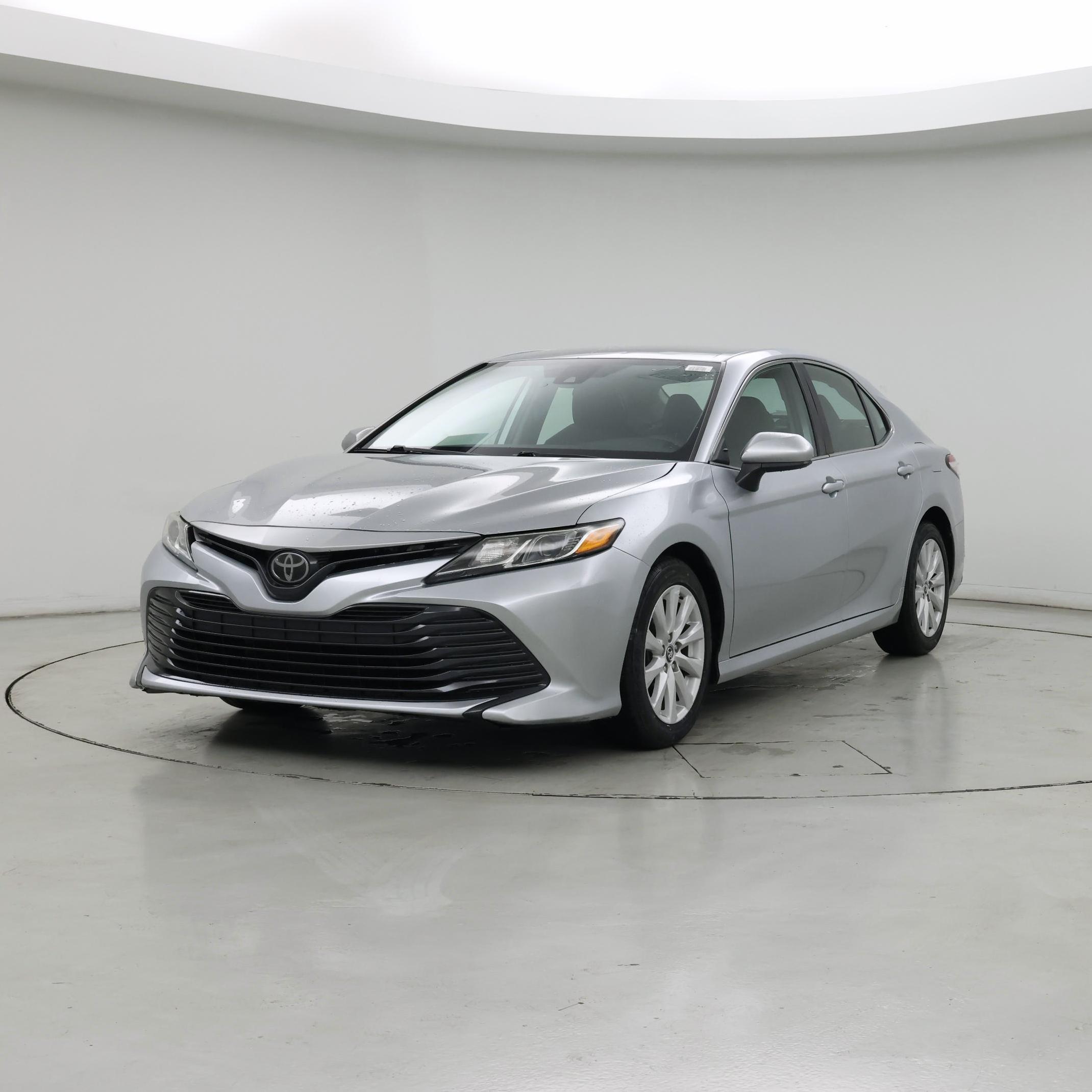Thumbnail: 2019 Toyota Camry - 4