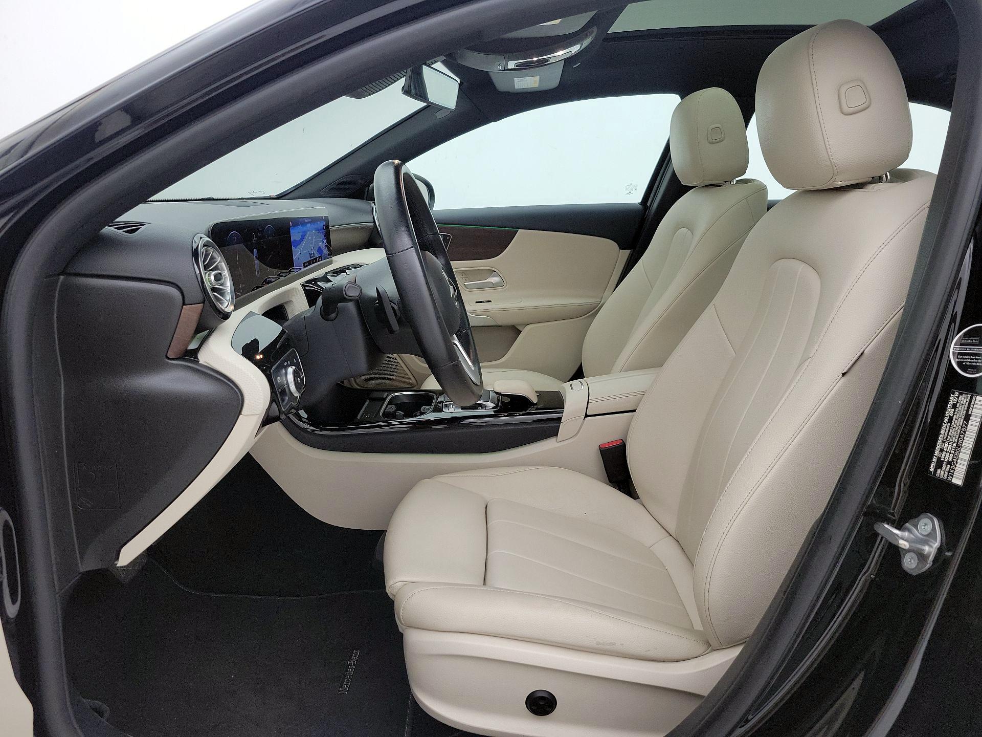 Thumbnail: 2020 Mercedes-Benz A-Class - 11