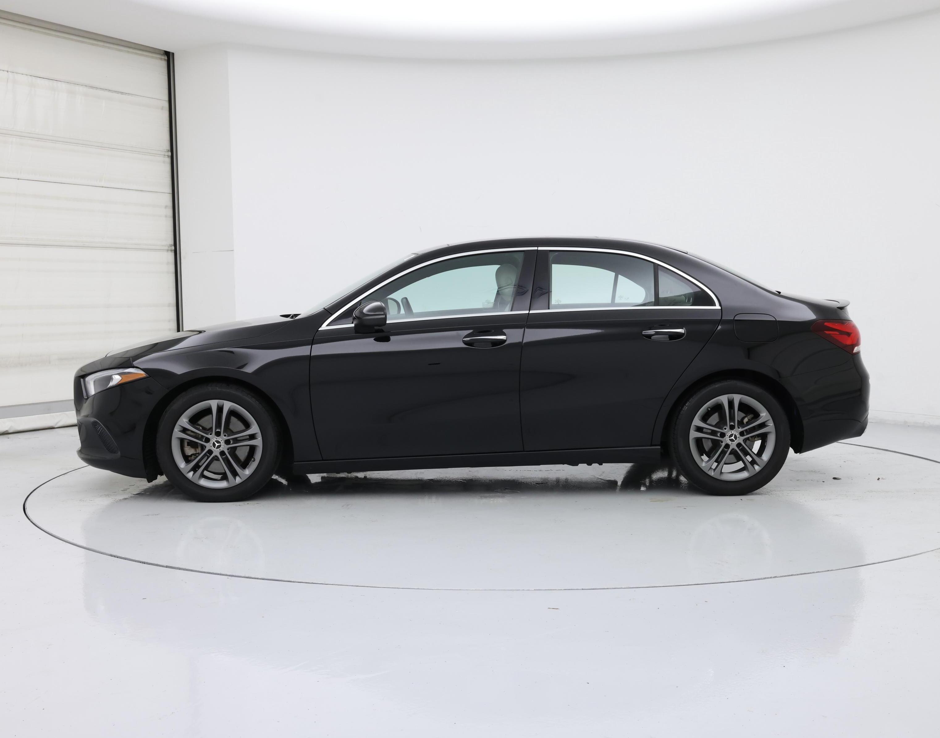 Thumbnail: 2020 Mercedes-Benz A-Class - 3