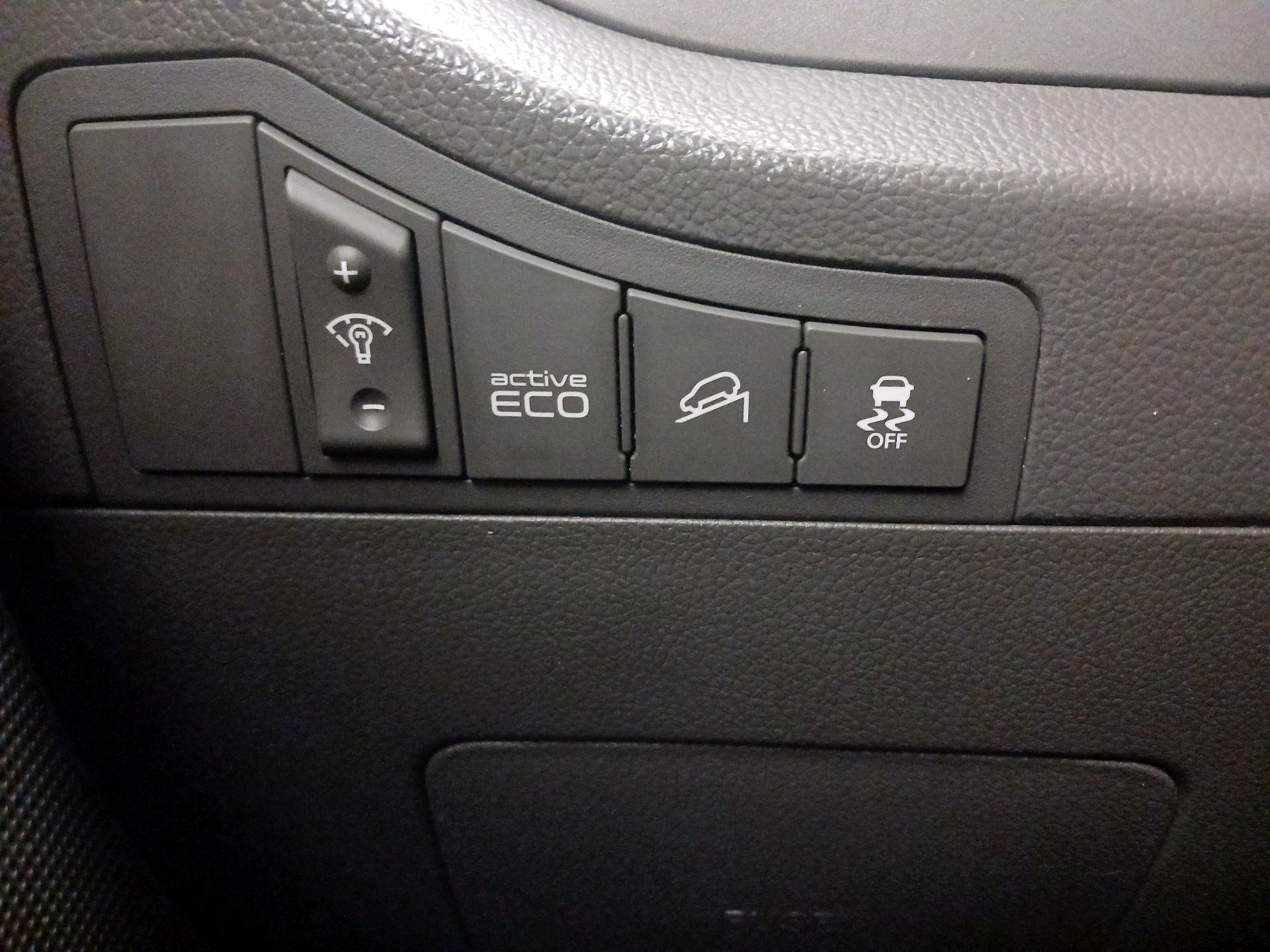 Thumbnail: 2015 Kia Sportage - 13