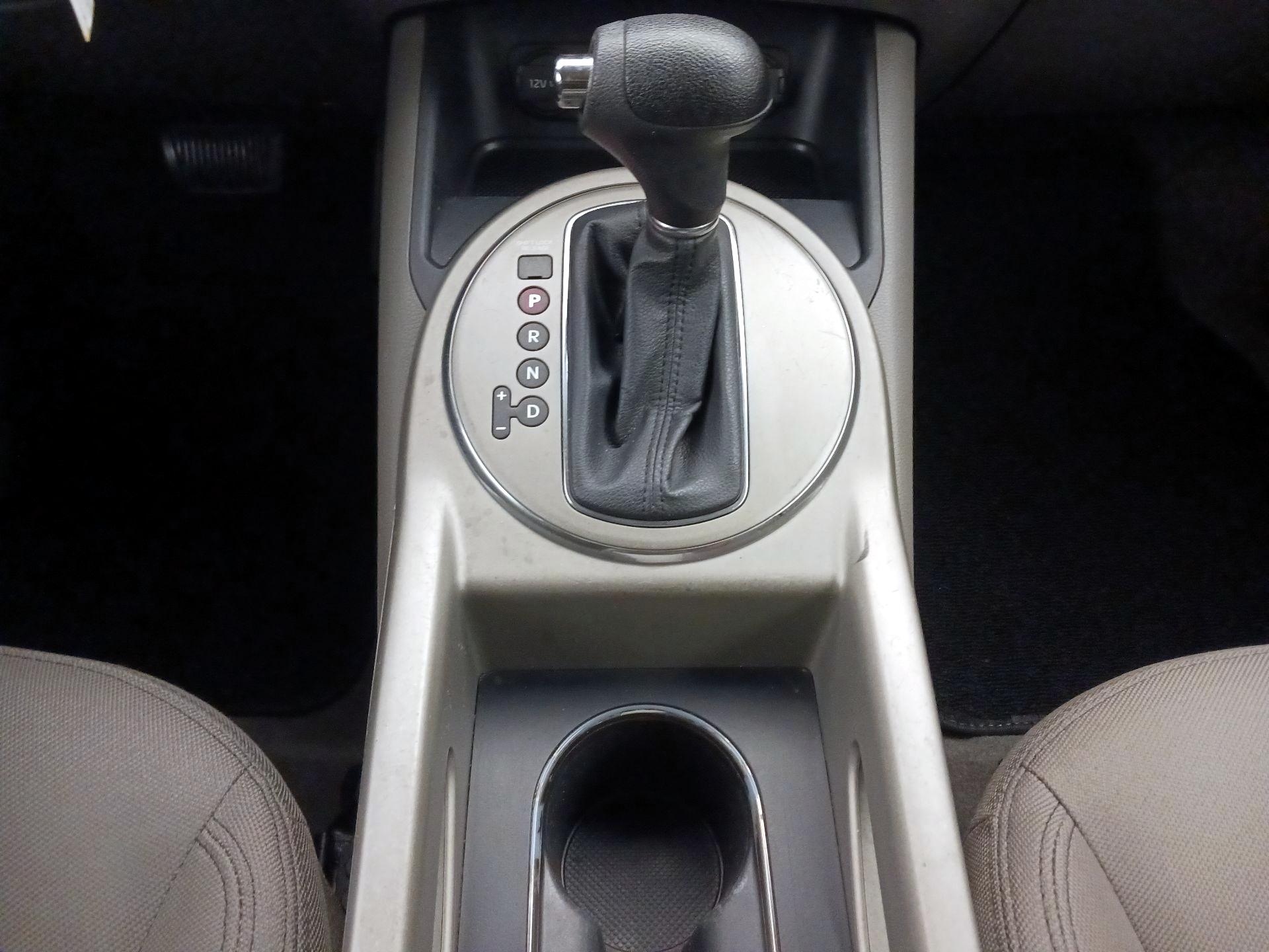 Thumbnail: 2015 Kia Sportage - 16