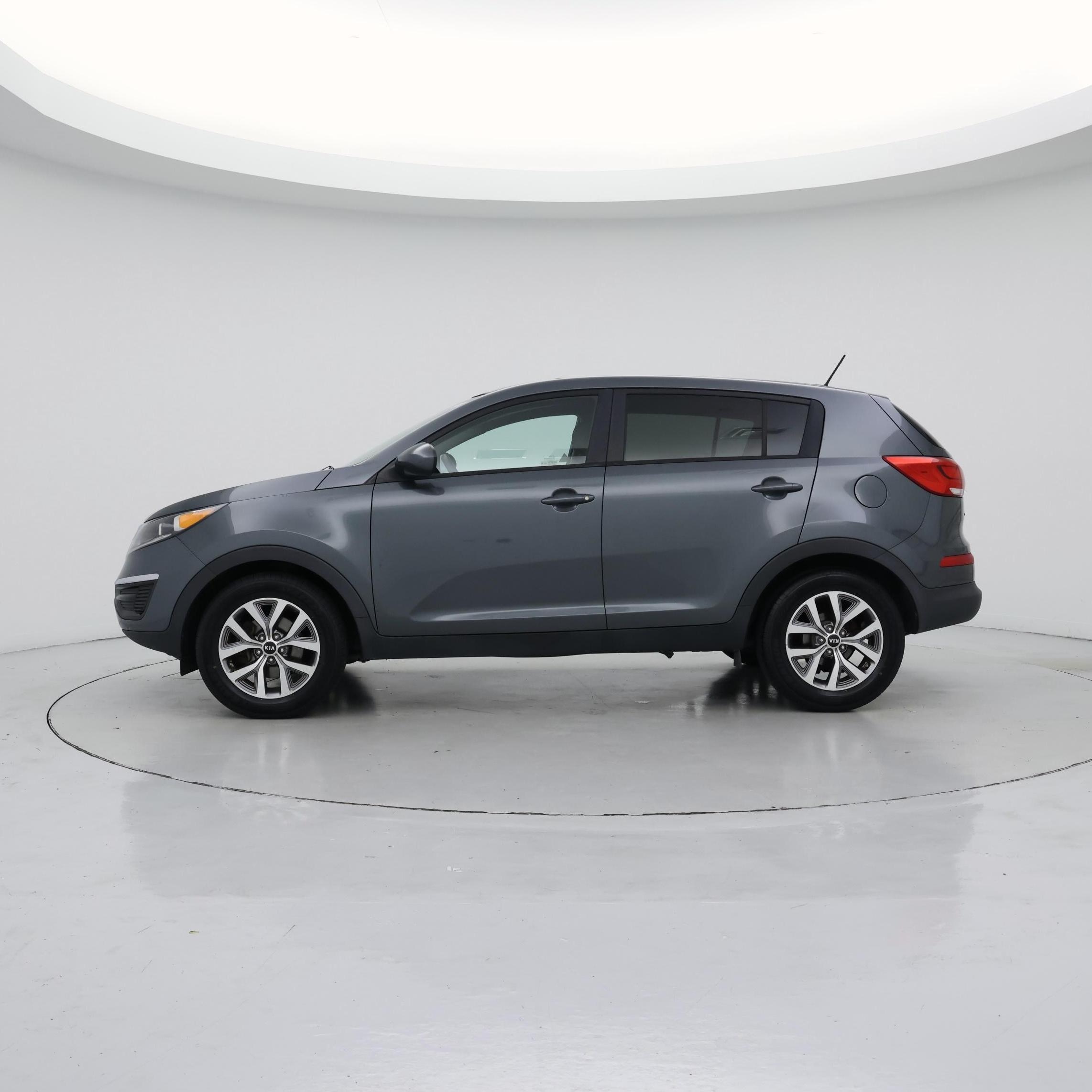 Thumbnail: 2015 Kia Sportage - 3