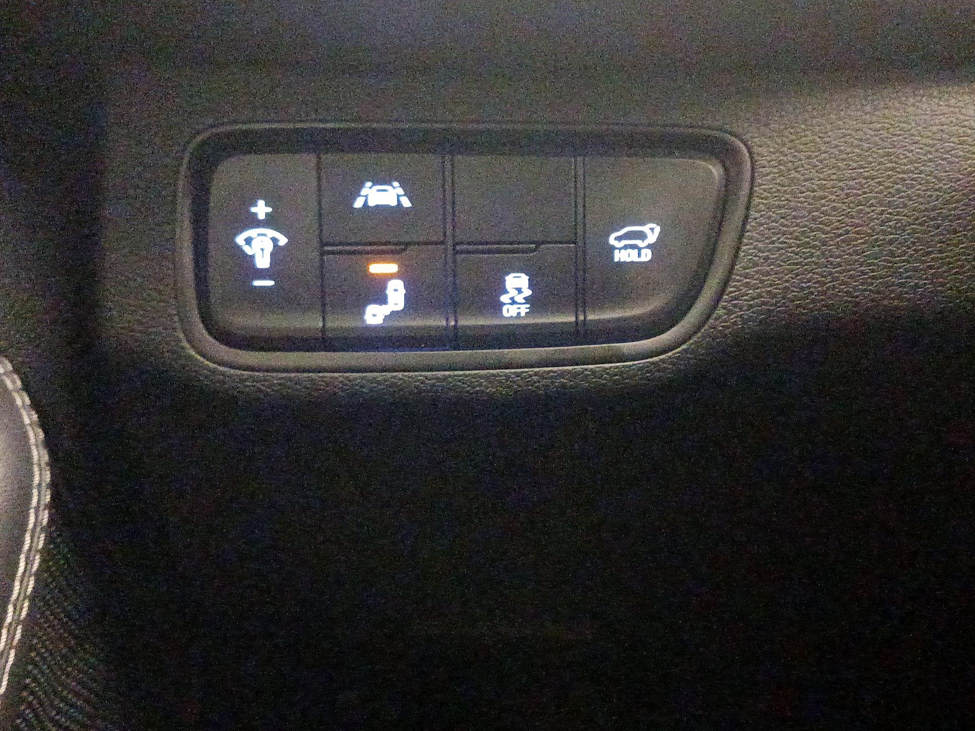 Thumbnail: 2020 Hyundai Santa Fe - 13