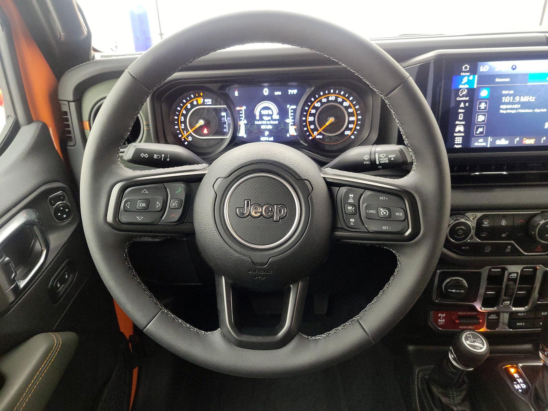 Thumbnail: 2025 Jeep Gladiator - 10