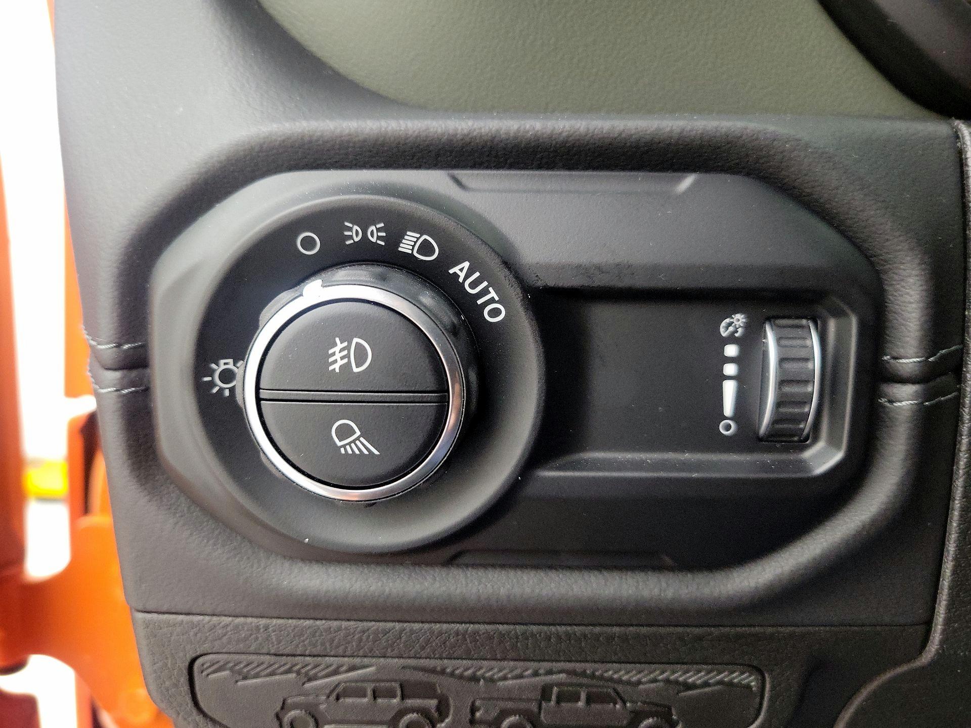 Thumbnail: 2025 Jeep Gladiator - 13