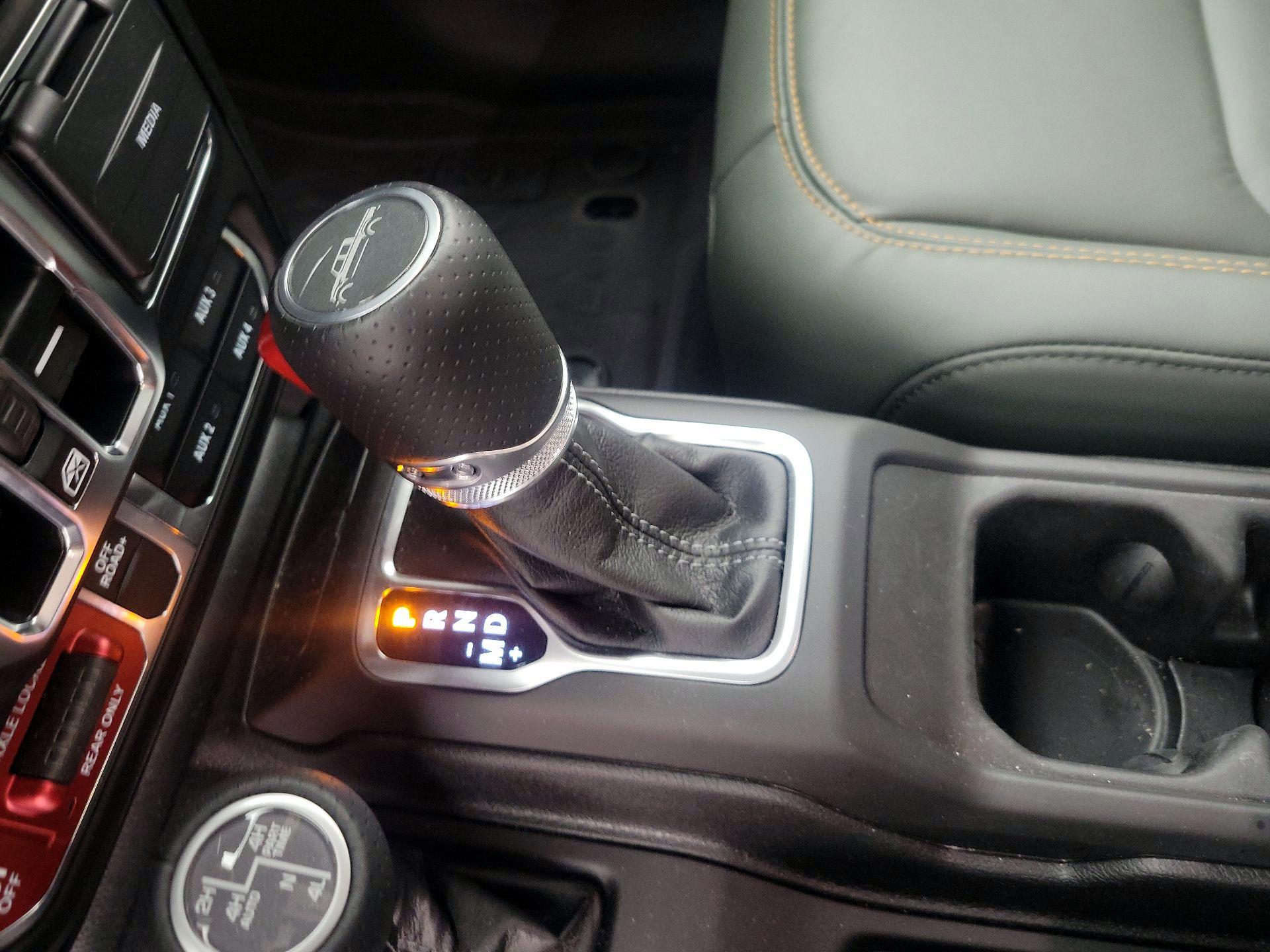 Thumbnail: 2025 Jeep Gladiator - 18