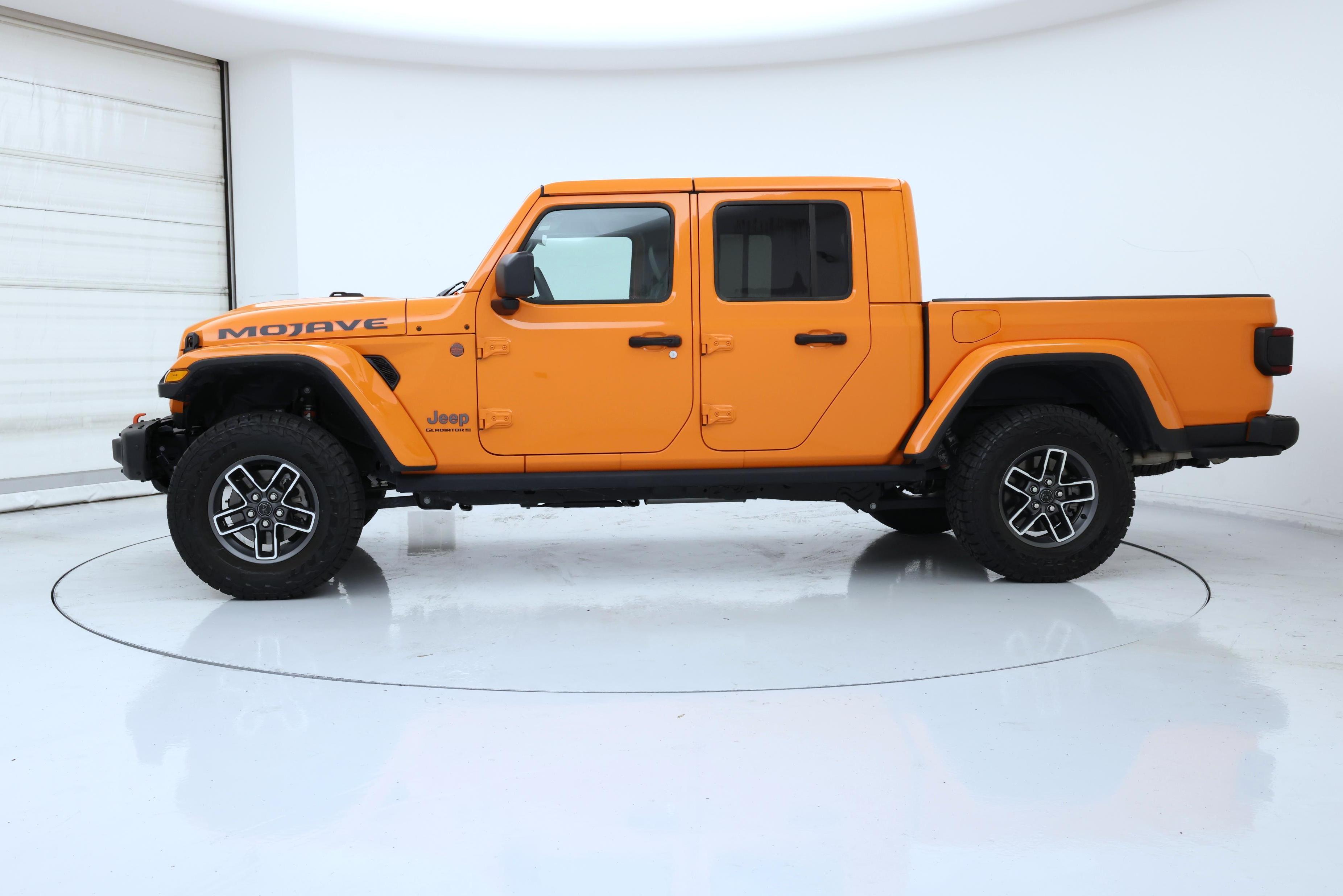 Thumbnail: 2025 Jeep Gladiator - 3