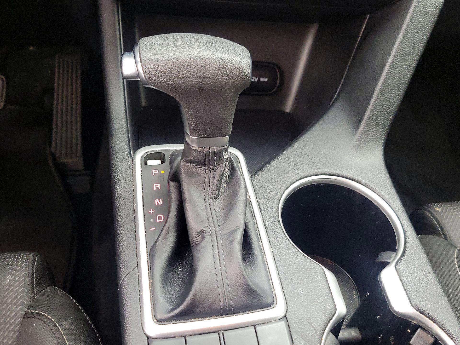 Thumbnail: 2021 Kia Sportage - 17