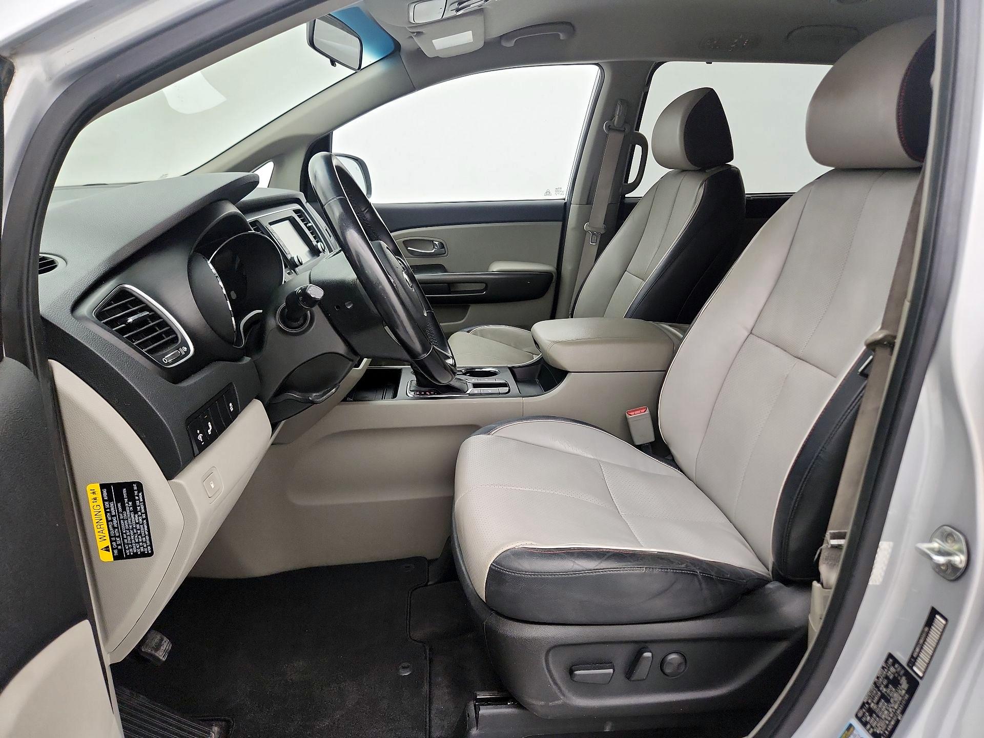 Thumbnail: 2019 Kia Sedona - 11