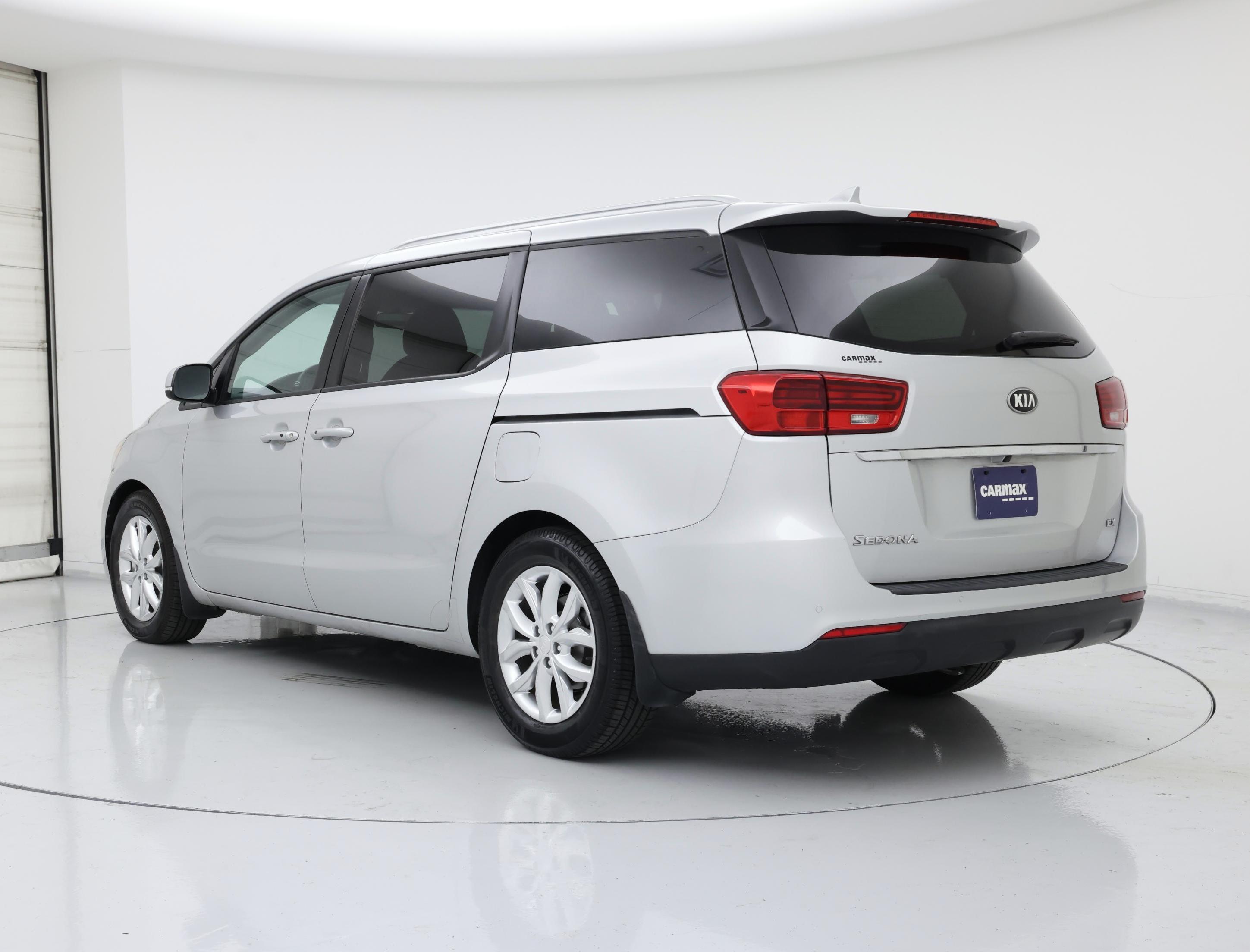 Thumbnail: 2019 Kia Sedona - 2