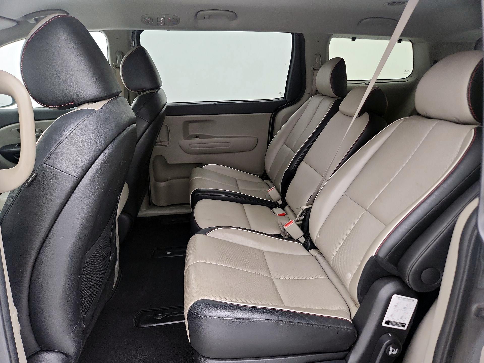 Thumbnail: 2019 Kia Sedona - 19