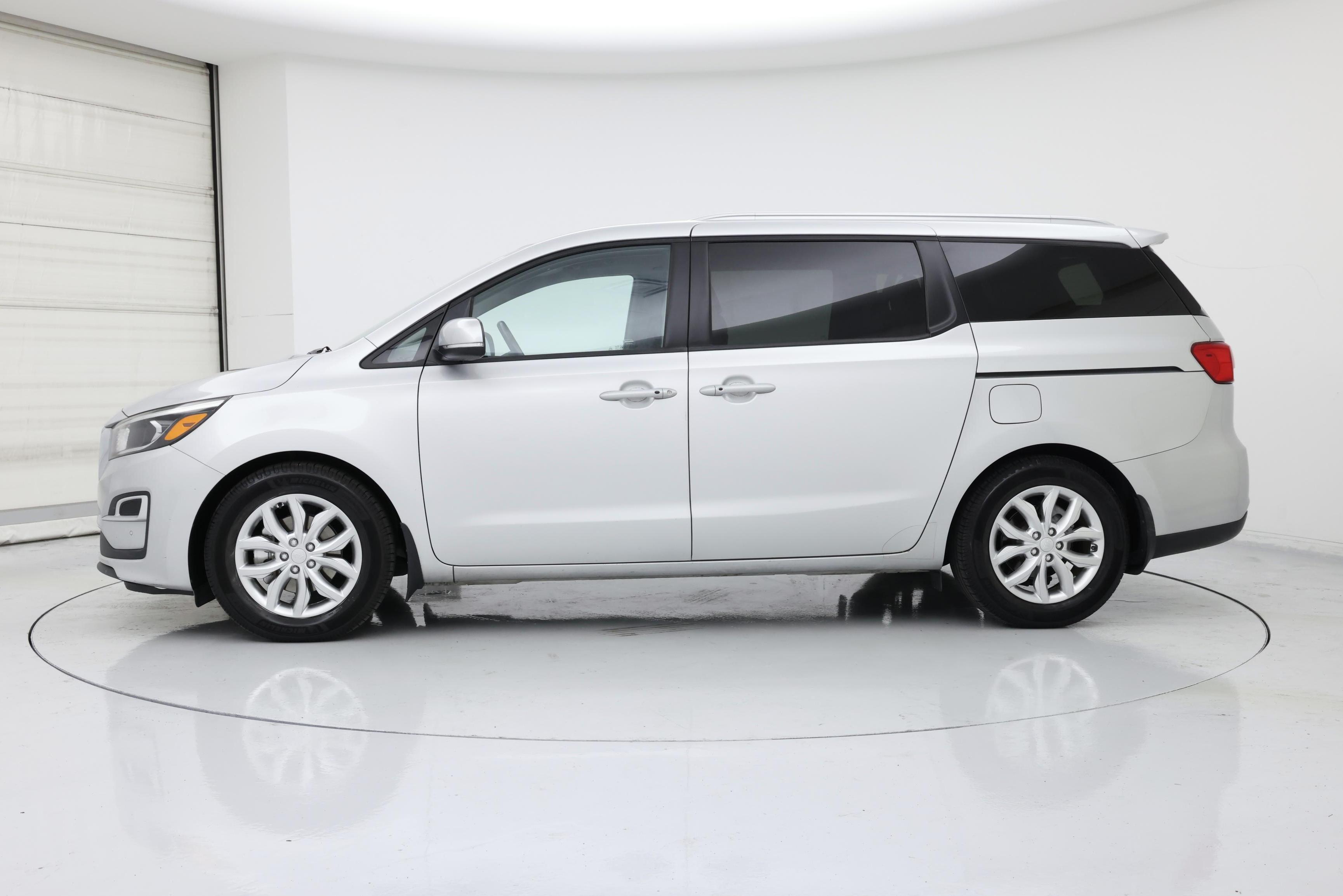 Thumbnail: 2019 Kia Sedona - 3