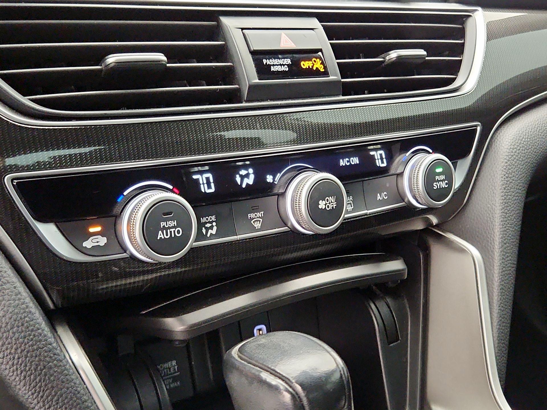 Thumbnail: 2018 Honda Accord - 16