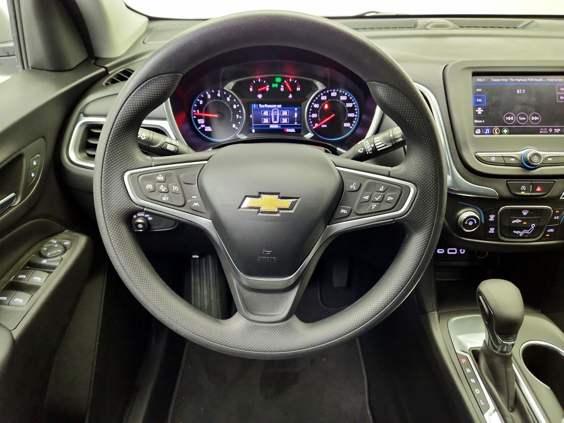 Thumbnail: 2022 Chevrolet Equinox - 10