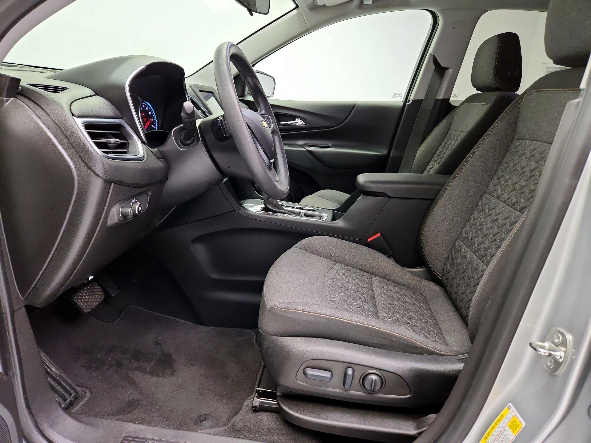 Thumbnail: 2022 Chevrolet Equinox - 11