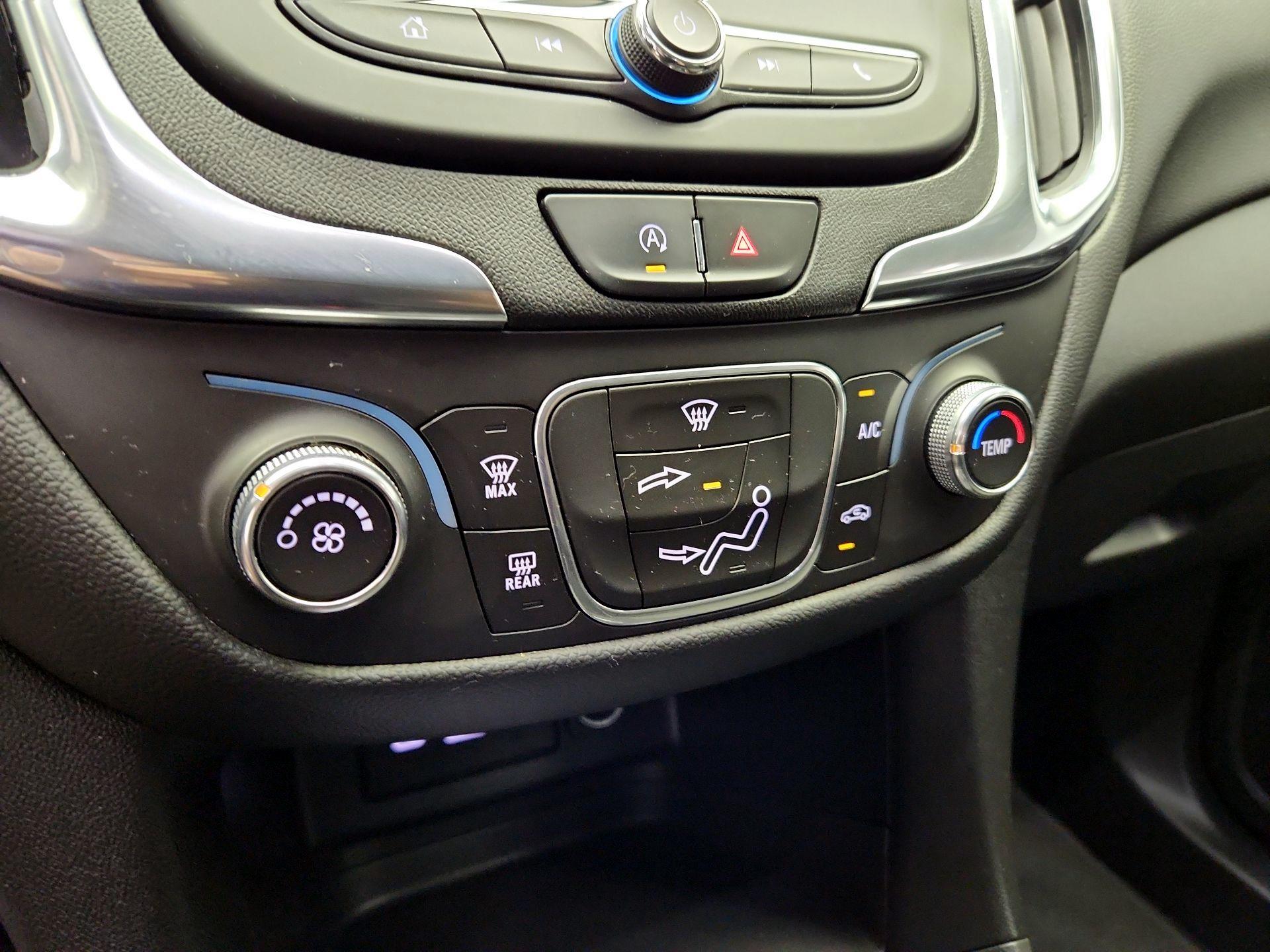 Thumbnail: 2022 Chevrolet Equinox - 16