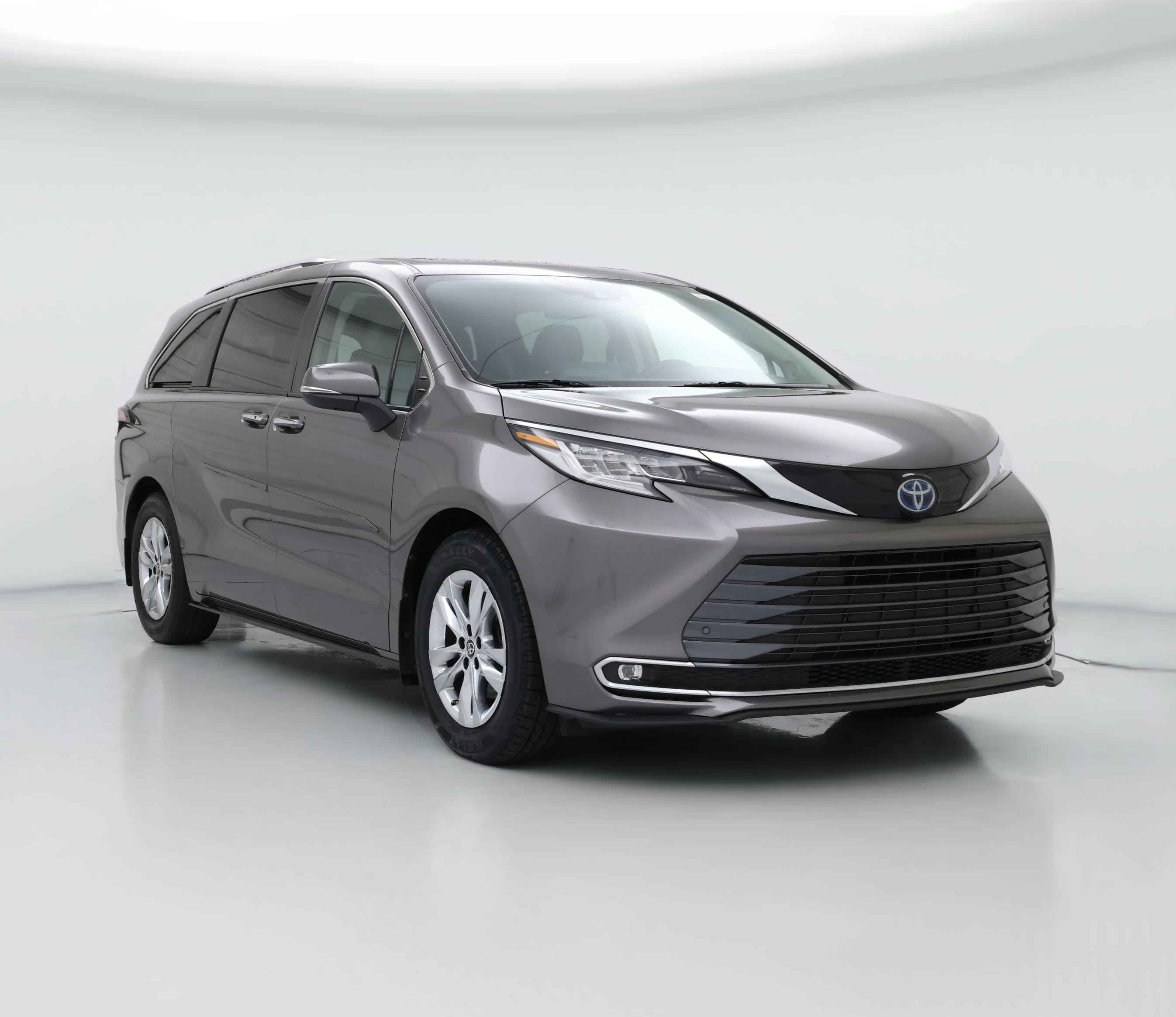 Thumbnail: 2022 Toyota Sienna - 1