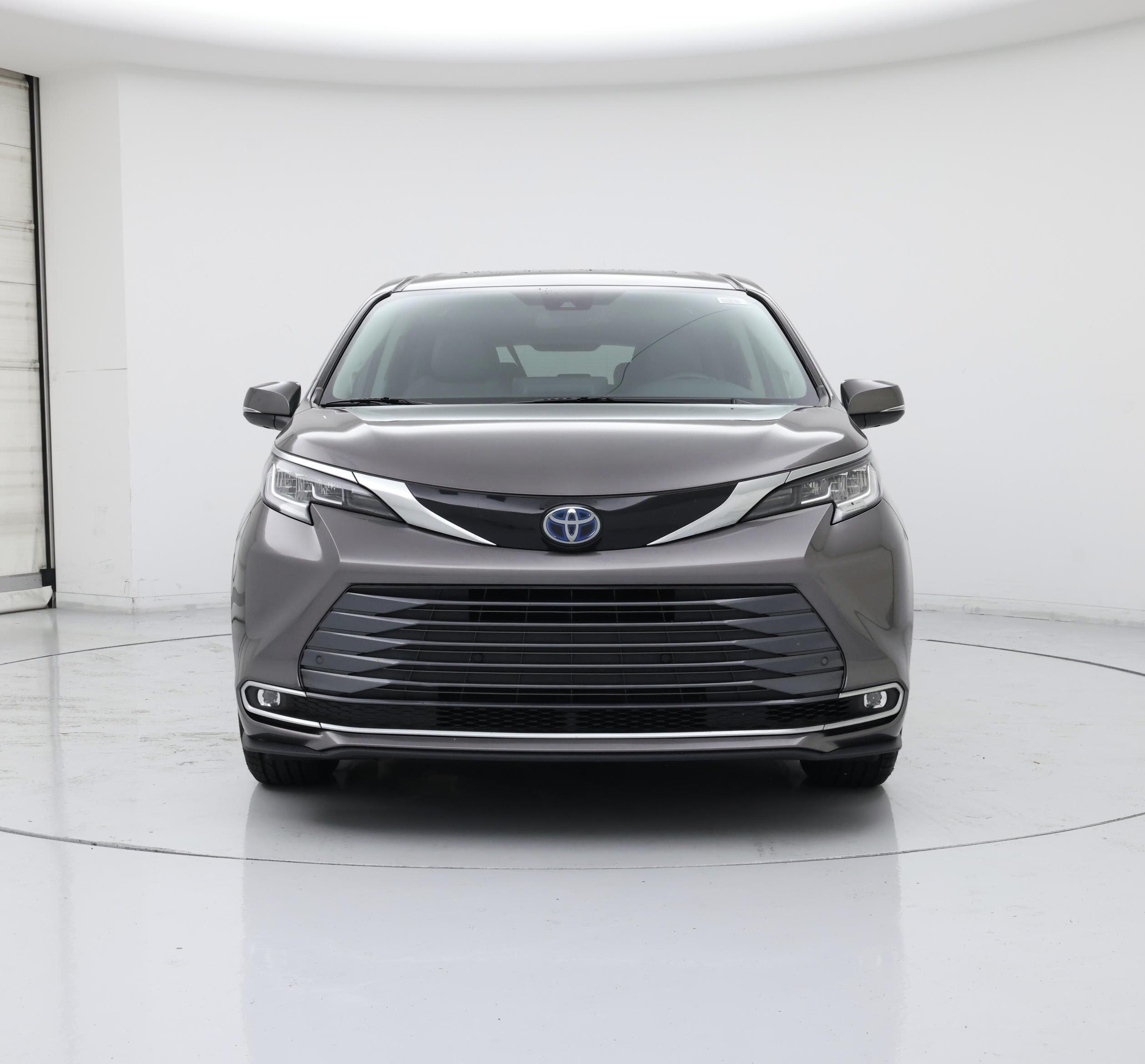 Thumbnail: 2022 Toyota Sienna - 5