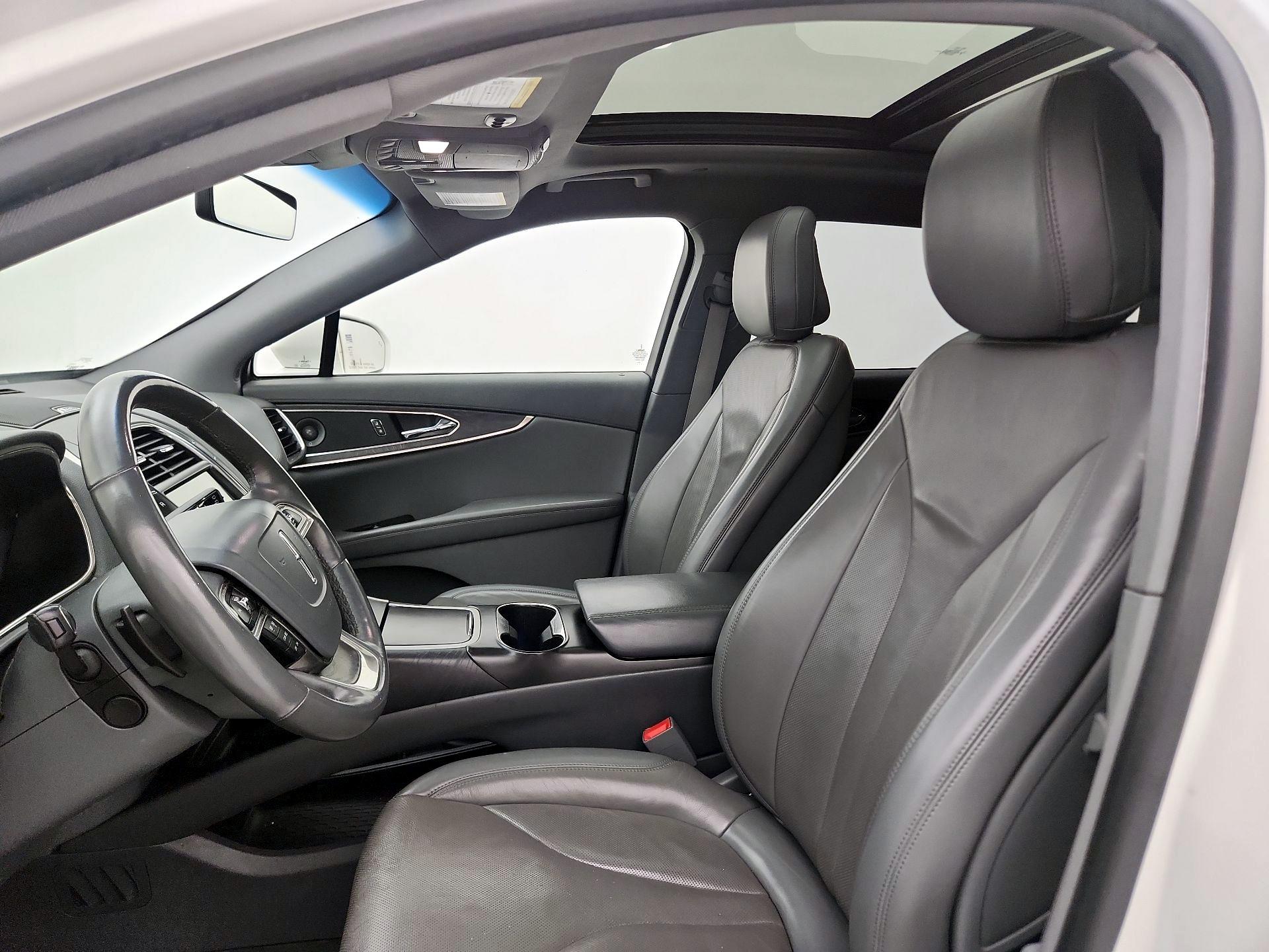 Thumbnail: 2020 Lincoln Nautilus - 20