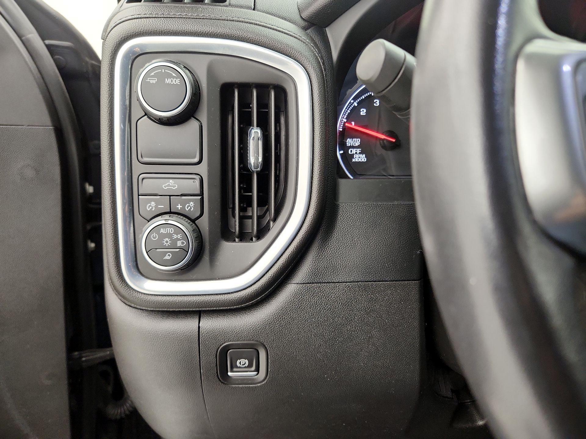 Thumbnail: 2022 Chevrolet Silverado 1500 - 13