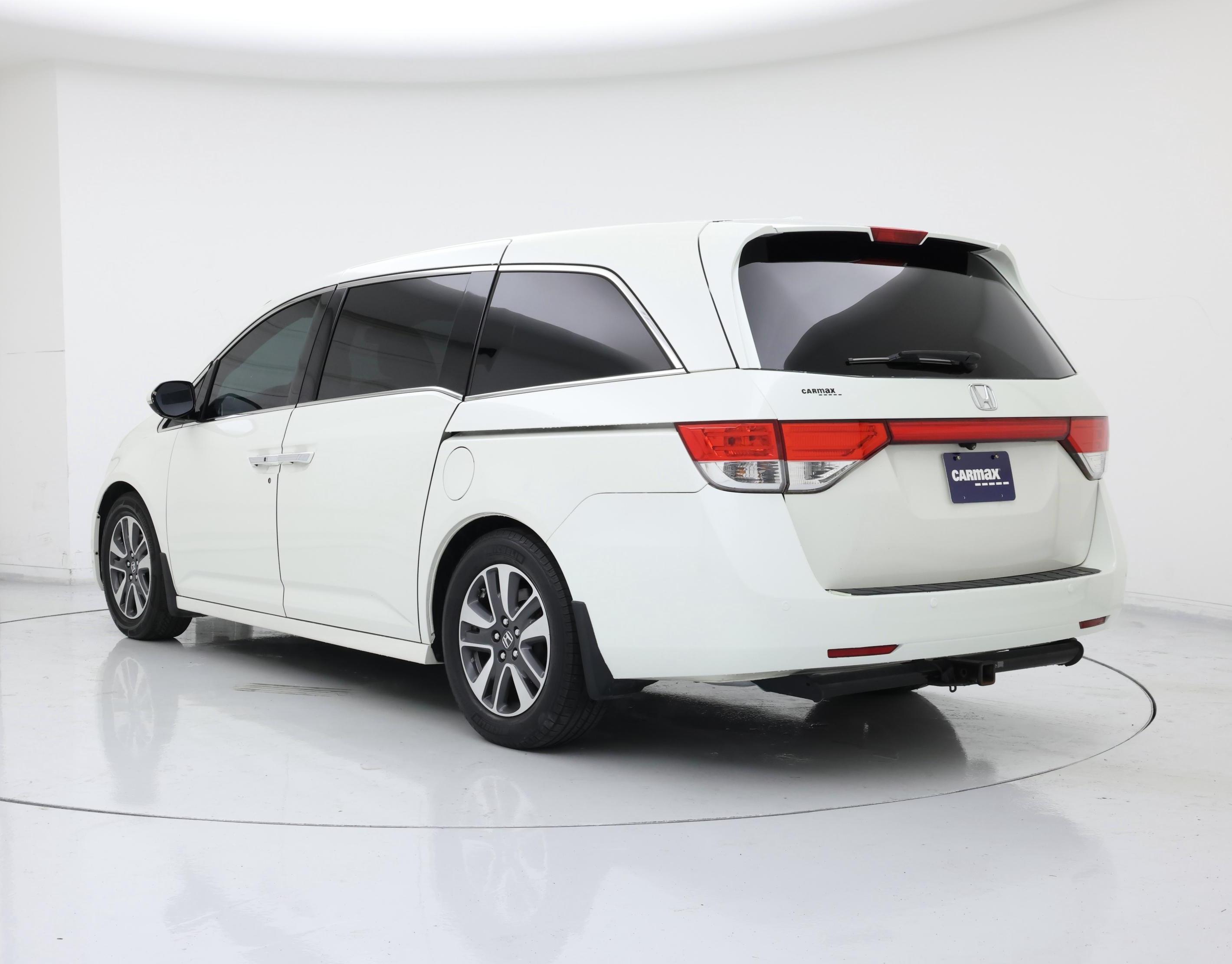 Thumbnail: 2015 Honda Odyssey - 2