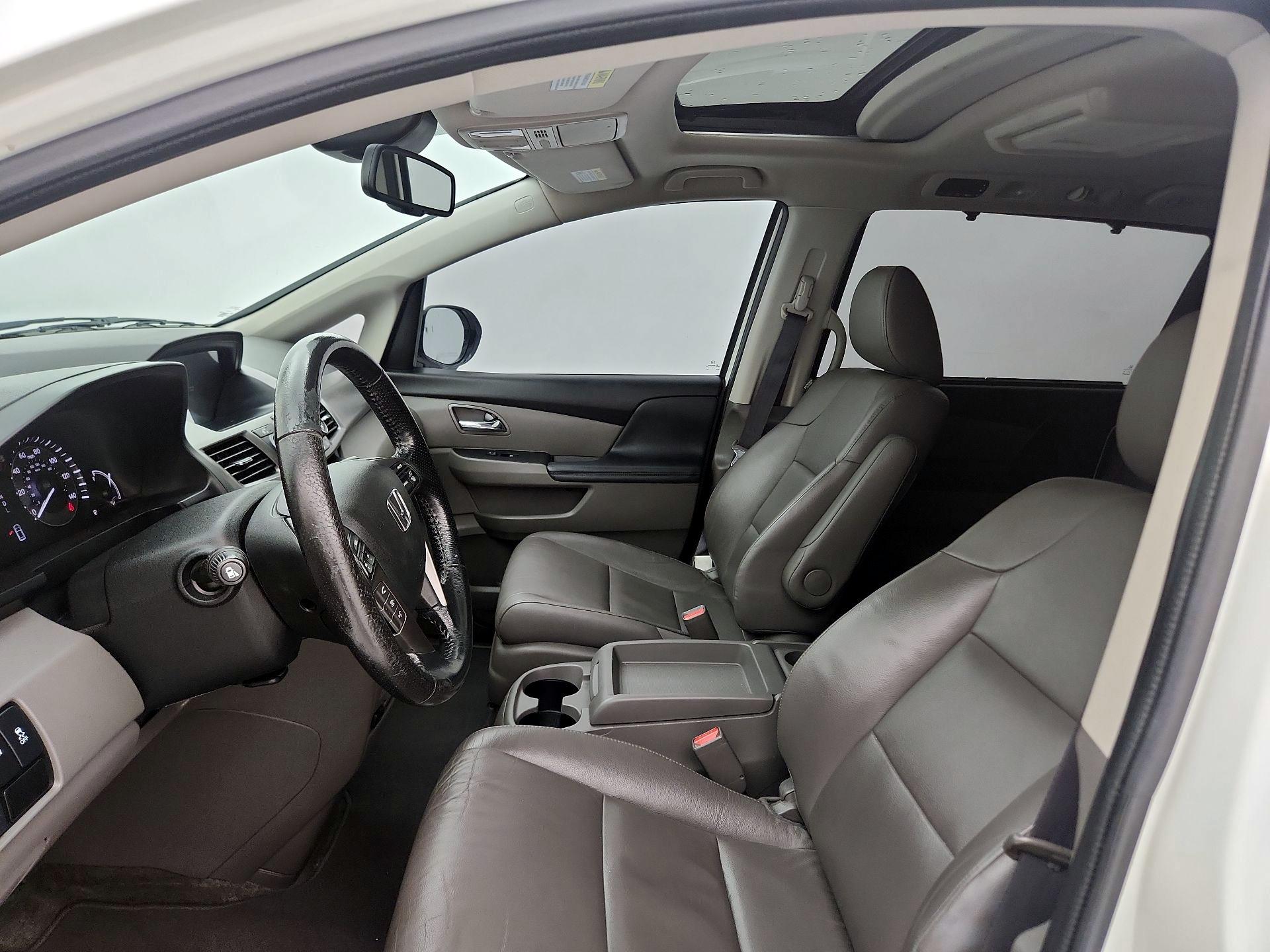 Thumbnail: 2015 Honda Odyssey - 20