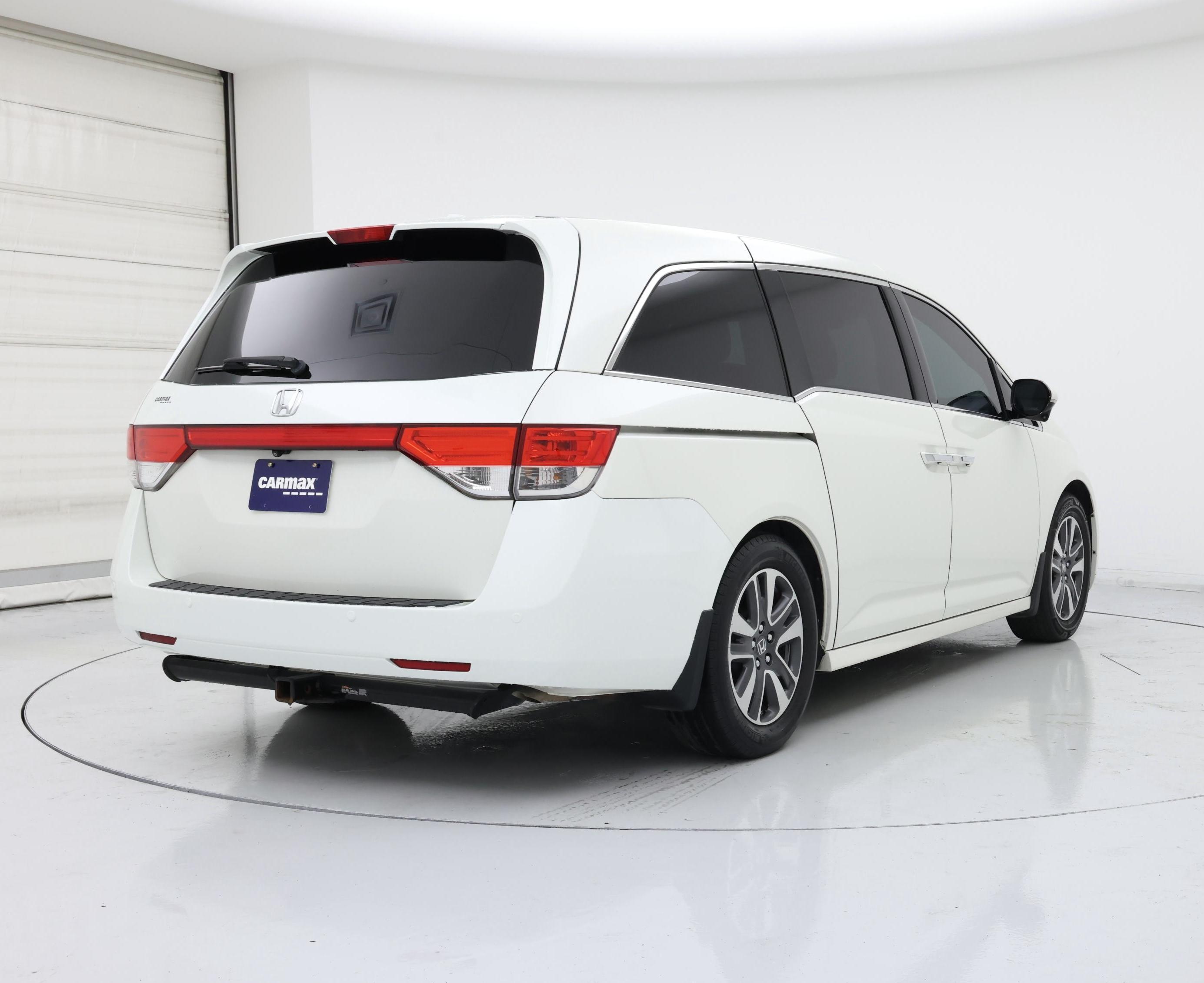 Thumbnail: 2015 Honda Odyssey - 8