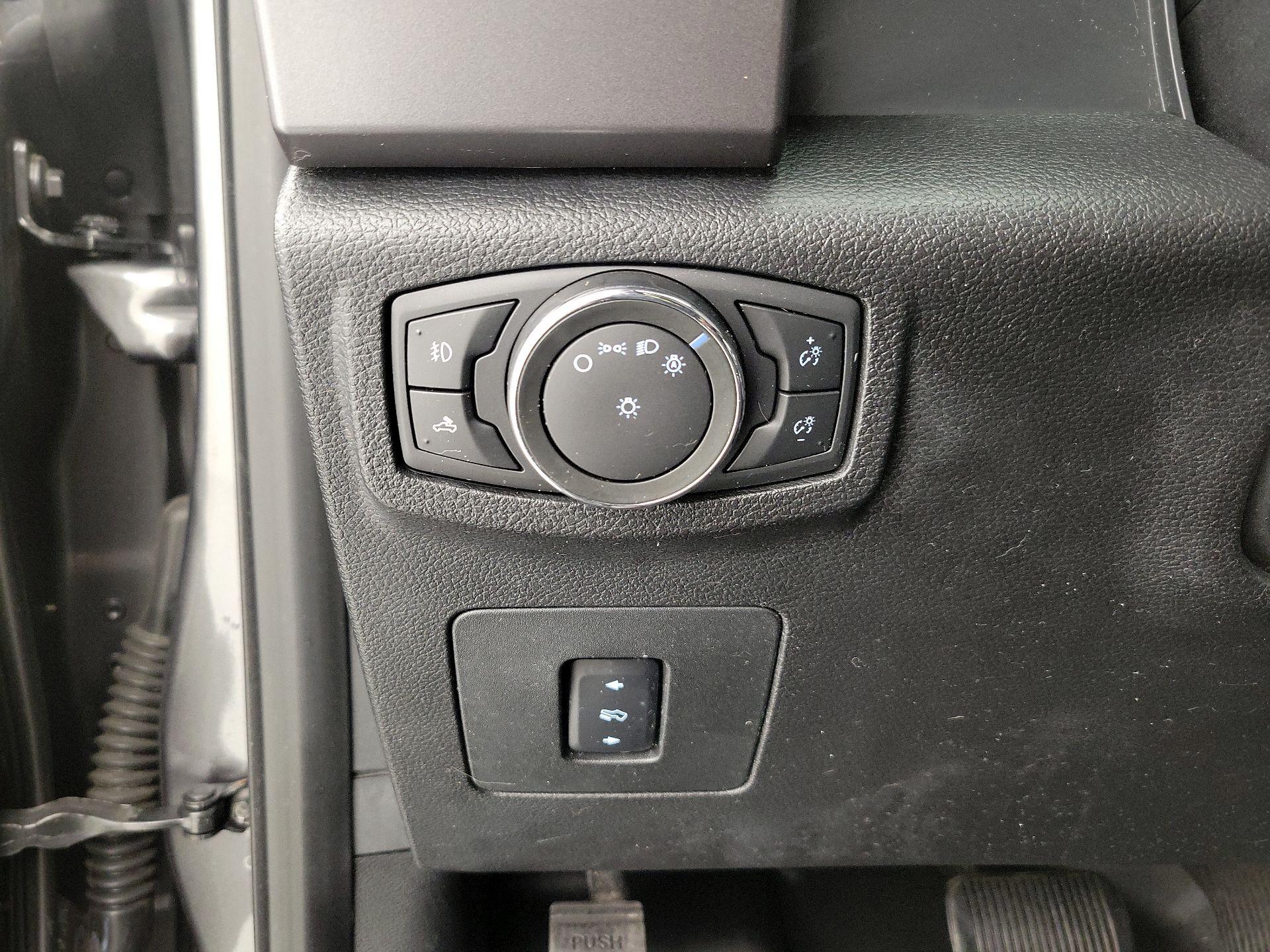 Thumbnail: 2015 Ford F-150 - 13