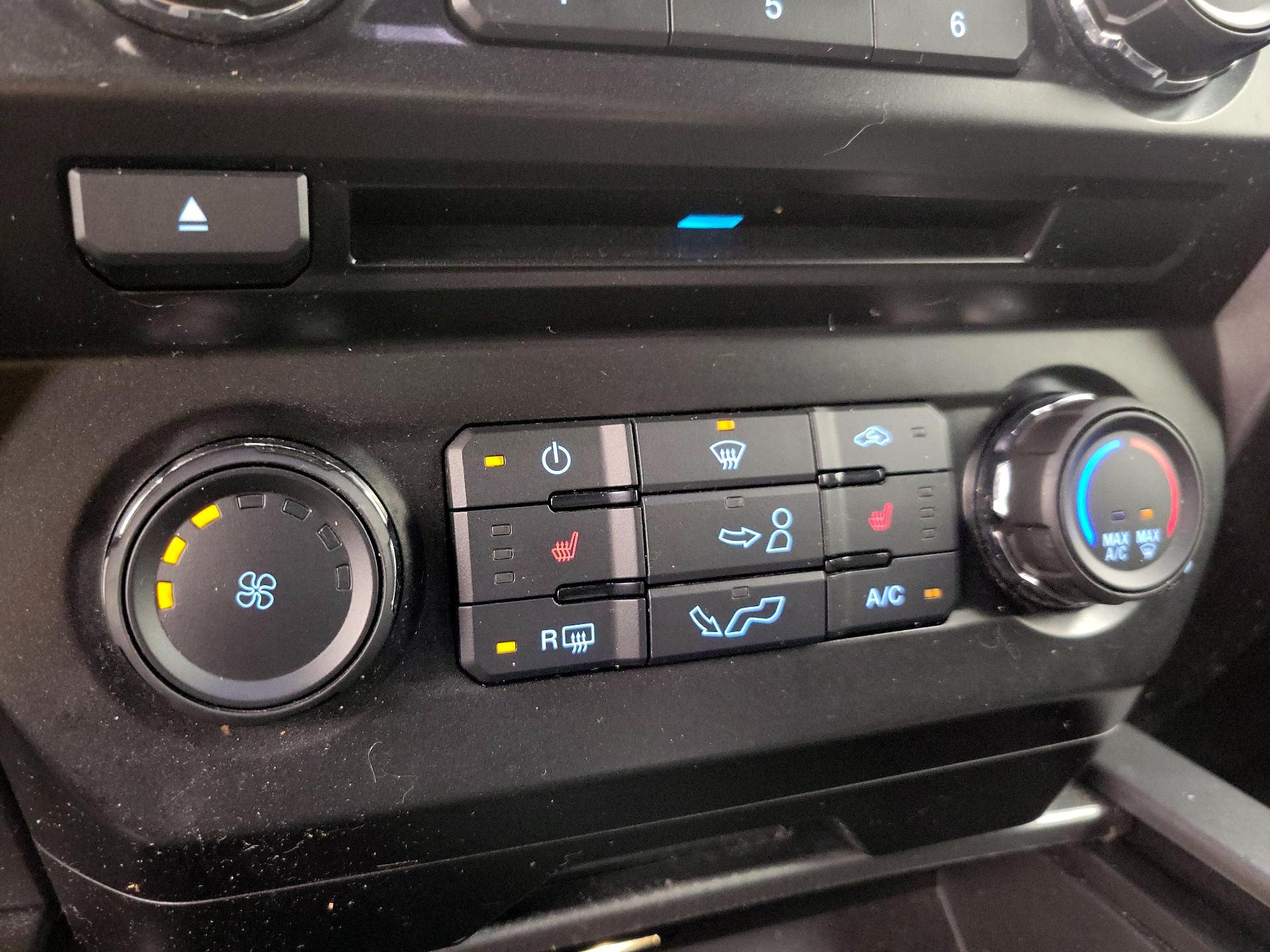 Thumbnail: 2015 Ford F-150 - 16