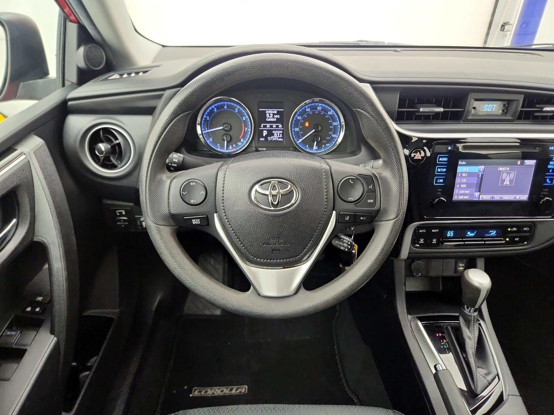 Thumbnail: 2019 Toyota Corolla - 10