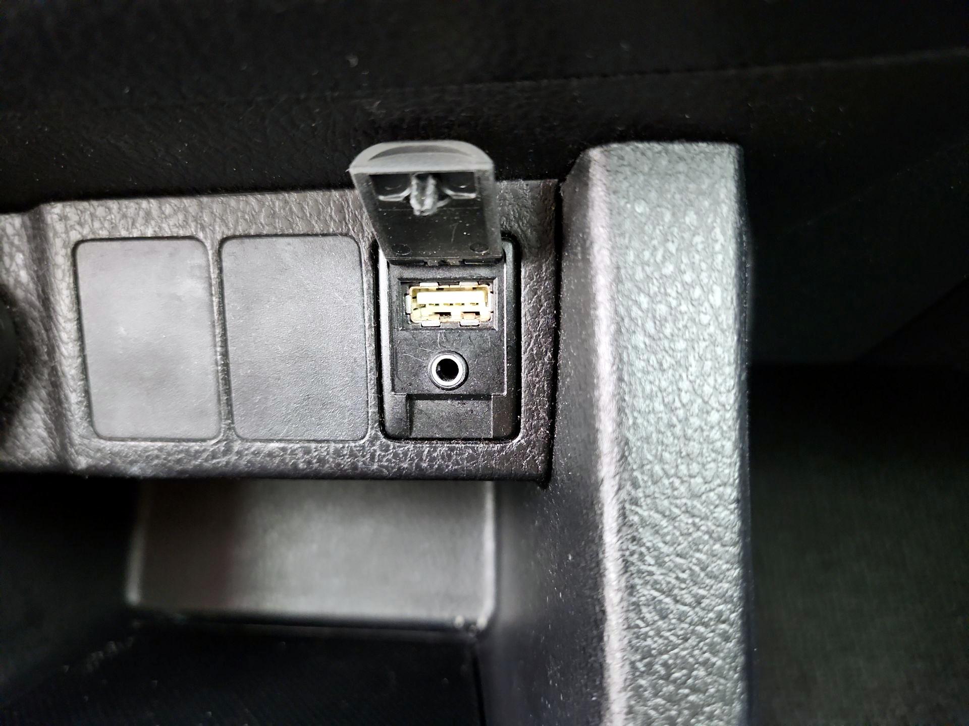 Thumbnail: 2019 Toyota Corolla - 18