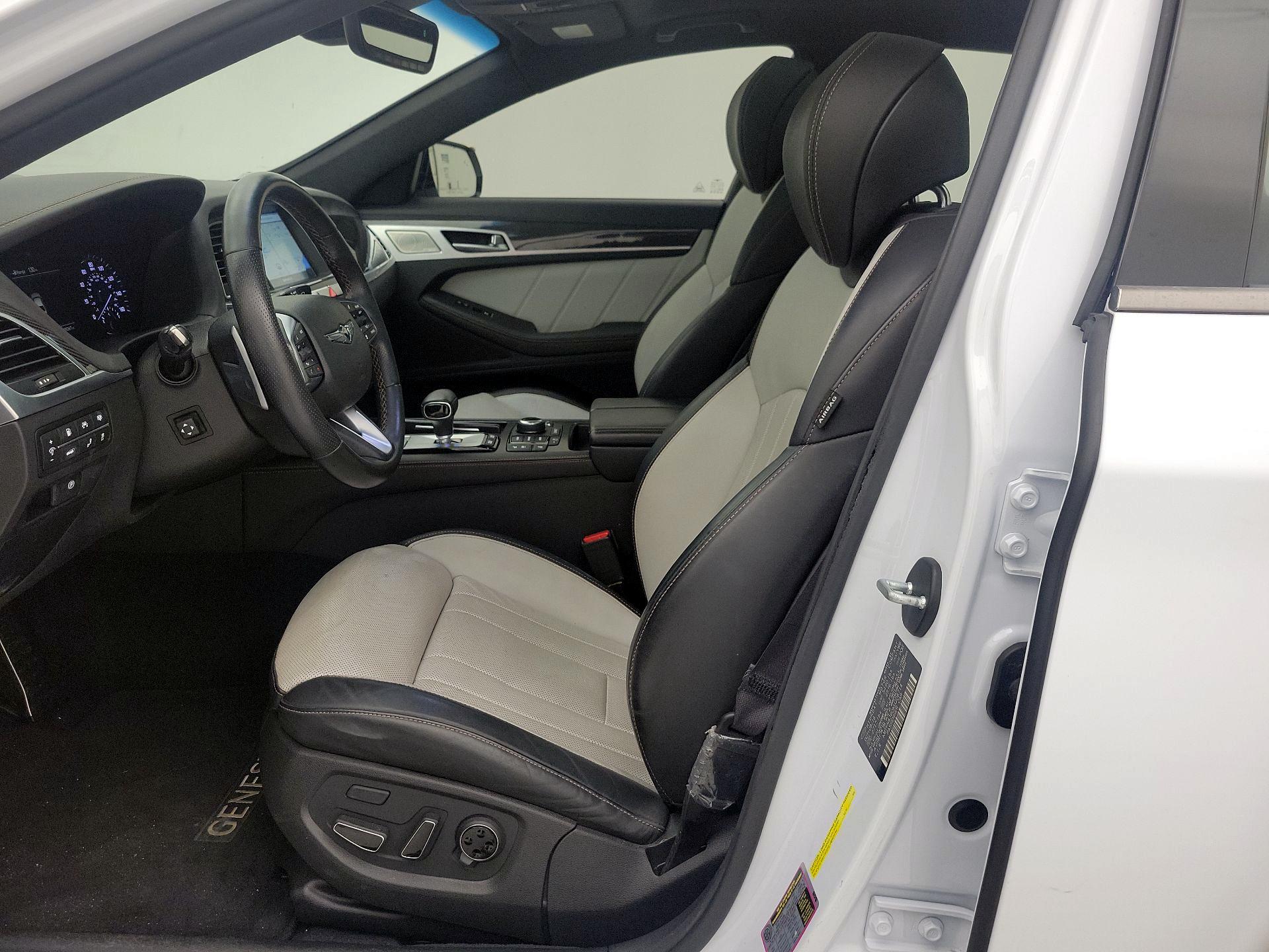 Thumbnail: 2019 Genesis G80 - 11