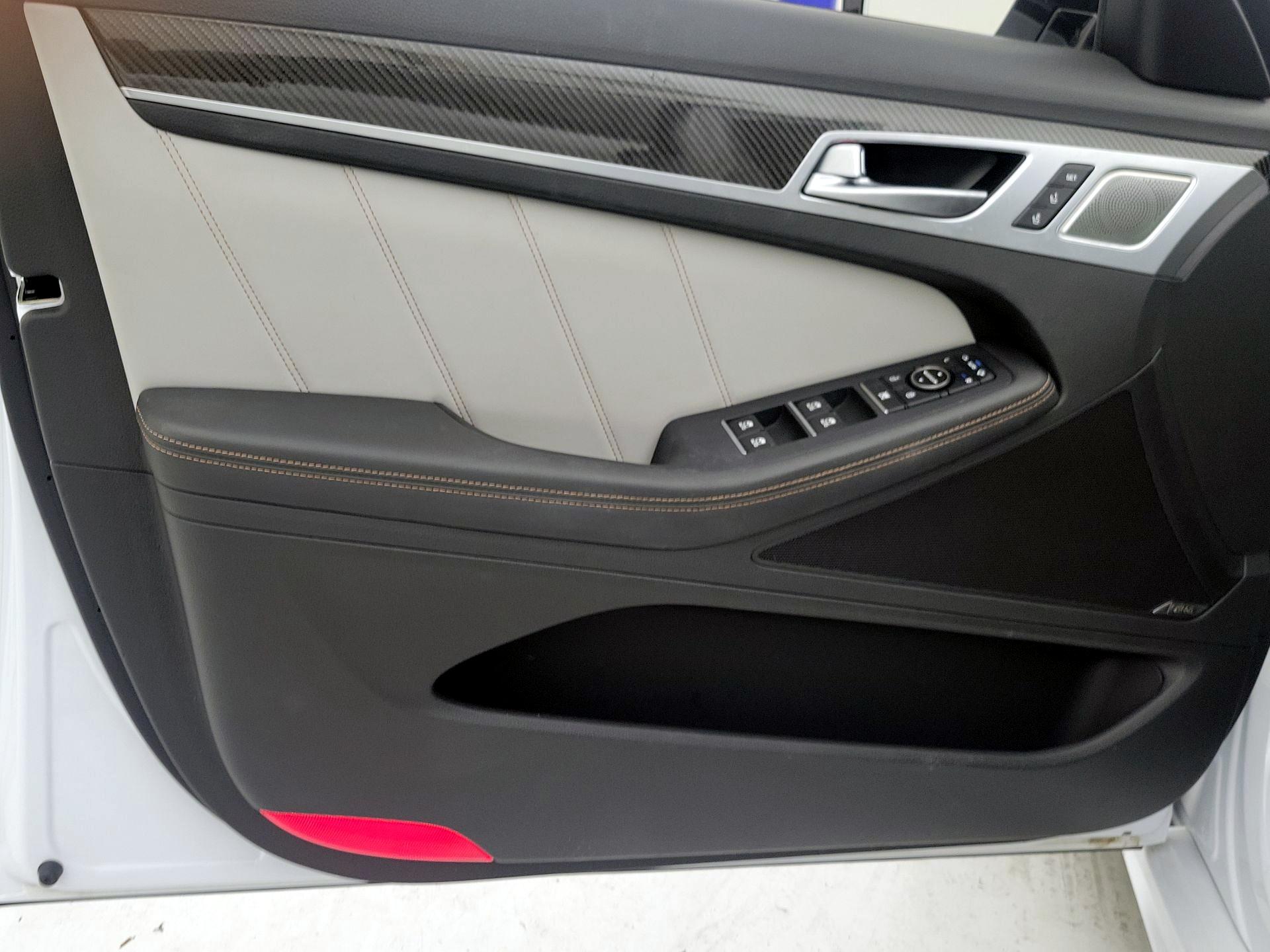 Thumbnail: 2019 Genesis G80 - 12