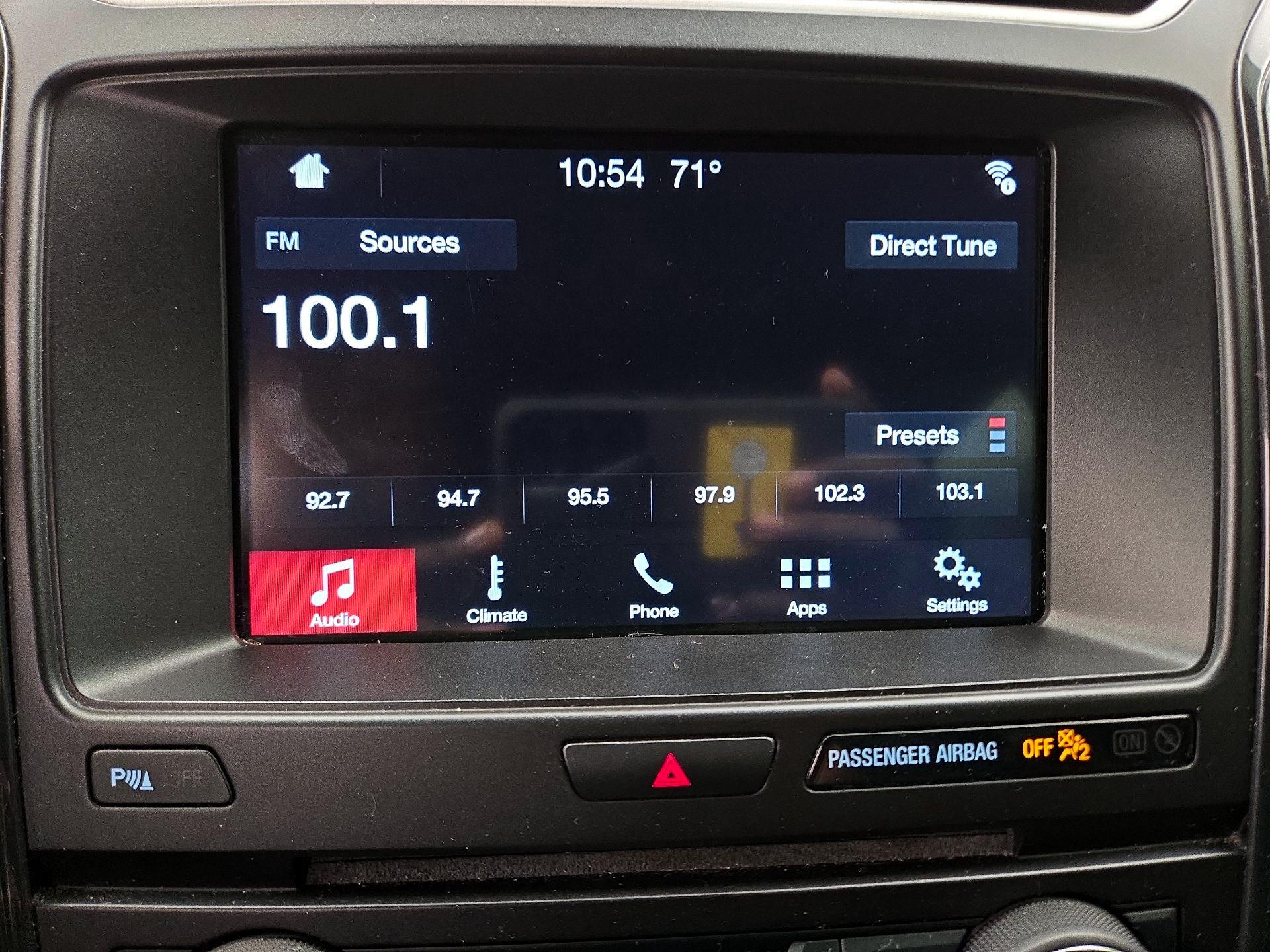 Thumbnail: 2017 Ford Explorer - 15