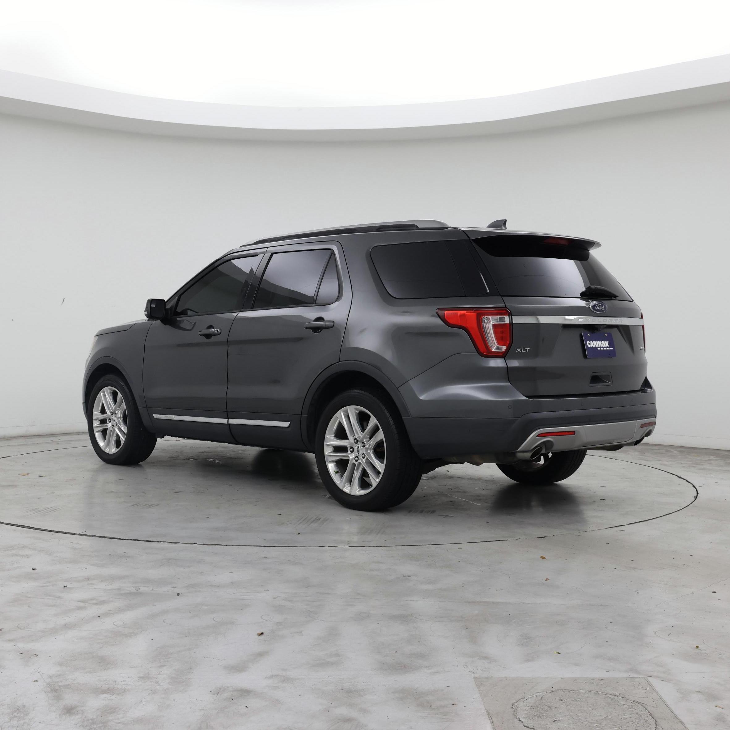 Thumbnail: 2017 Ford Explorer - 2