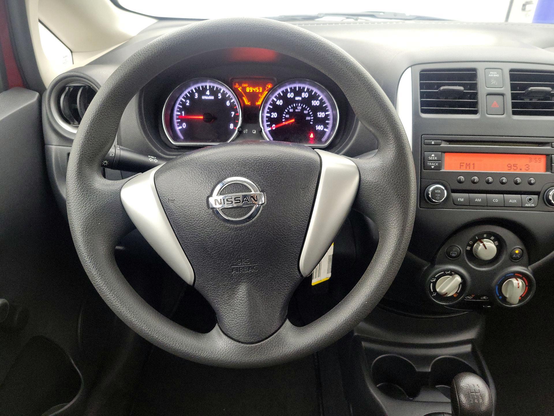 Thumbnail: 2014 Nissan Versa Note - 10